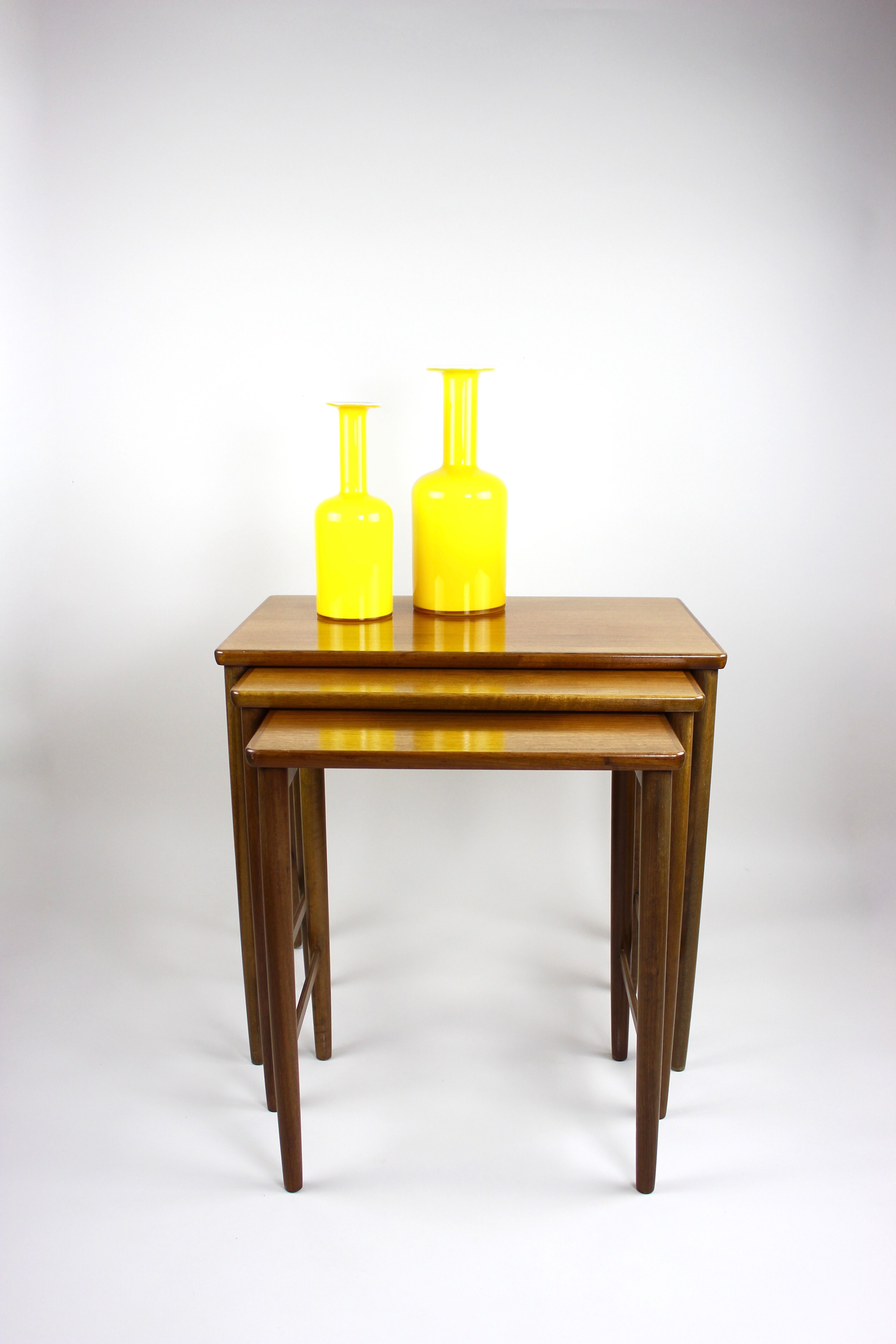 Mid Century Nesting Table by Opal, Set of 3, Walnut furniture