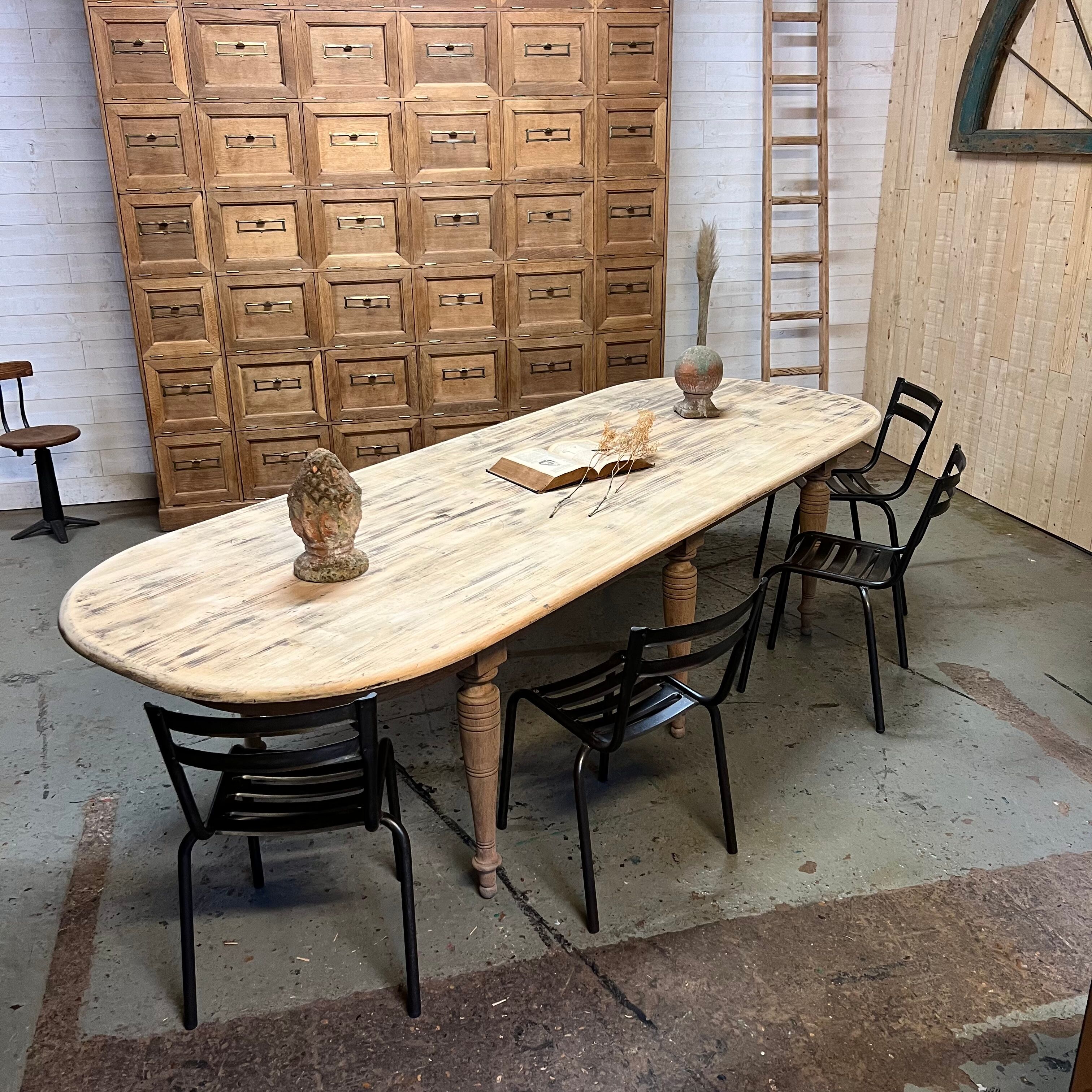 Ancienne table en chêne plateau peuplier
