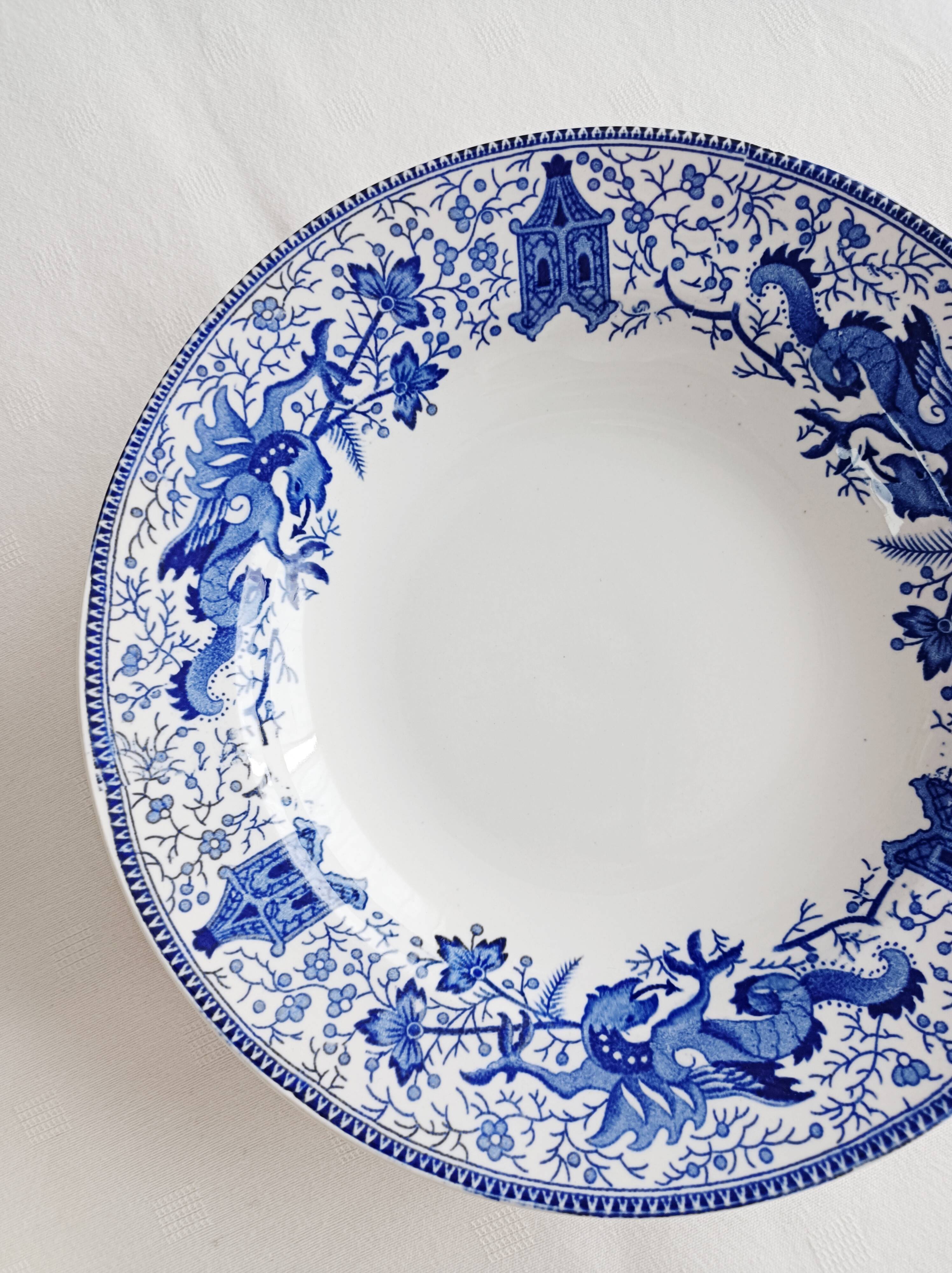 Set of 4 Boch la Louvière Dragon deep plates