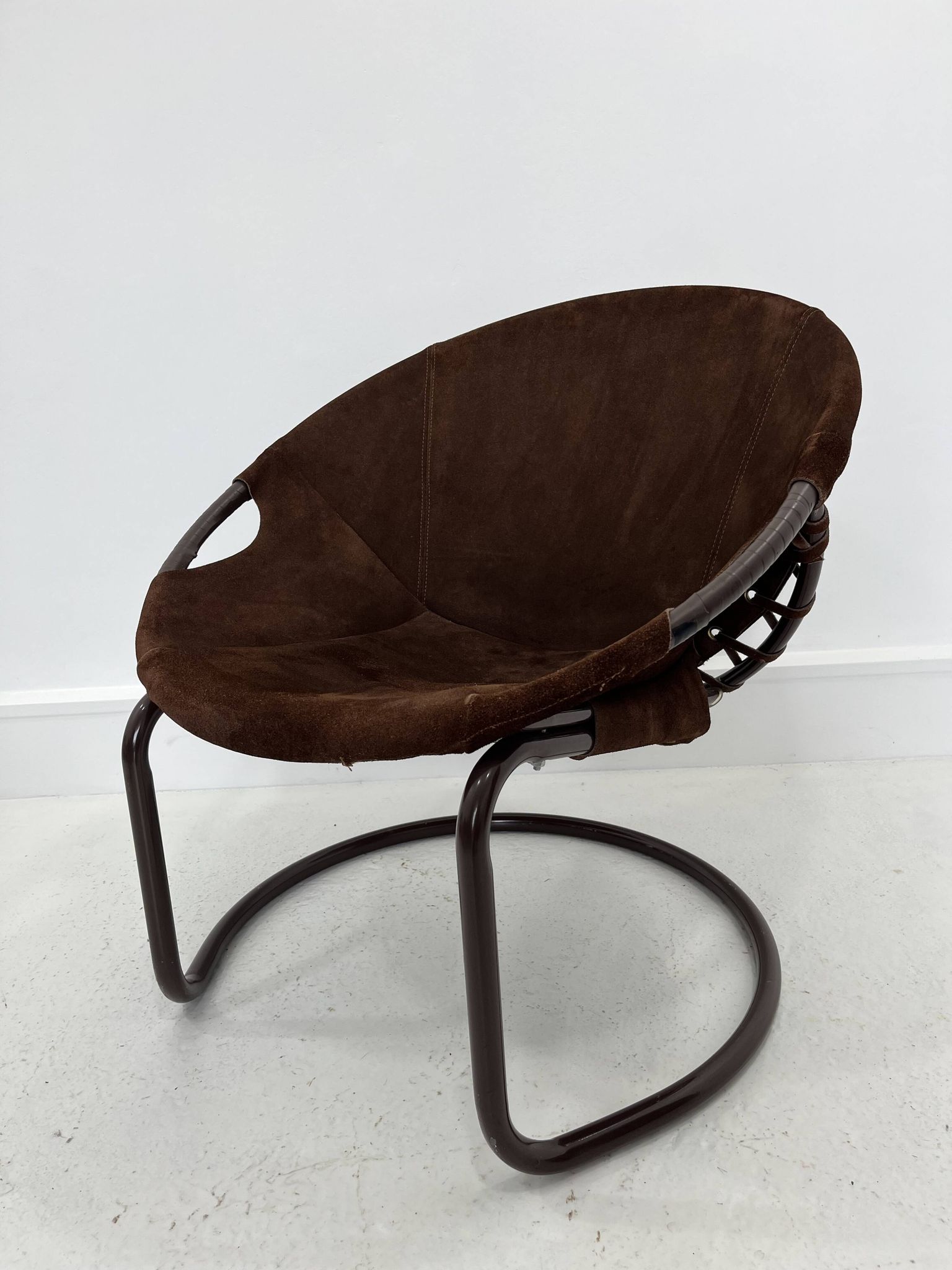 Fauteuil boule vintage en daim par Lusch & Co., 1970s