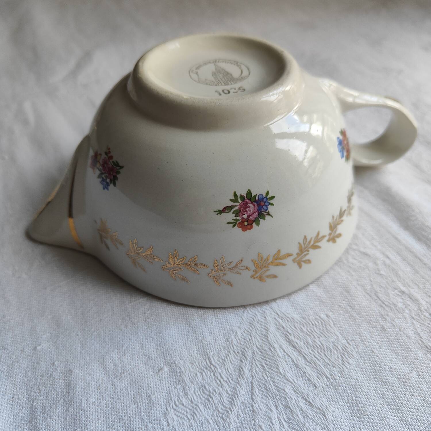 L'amandinoise sauce boat