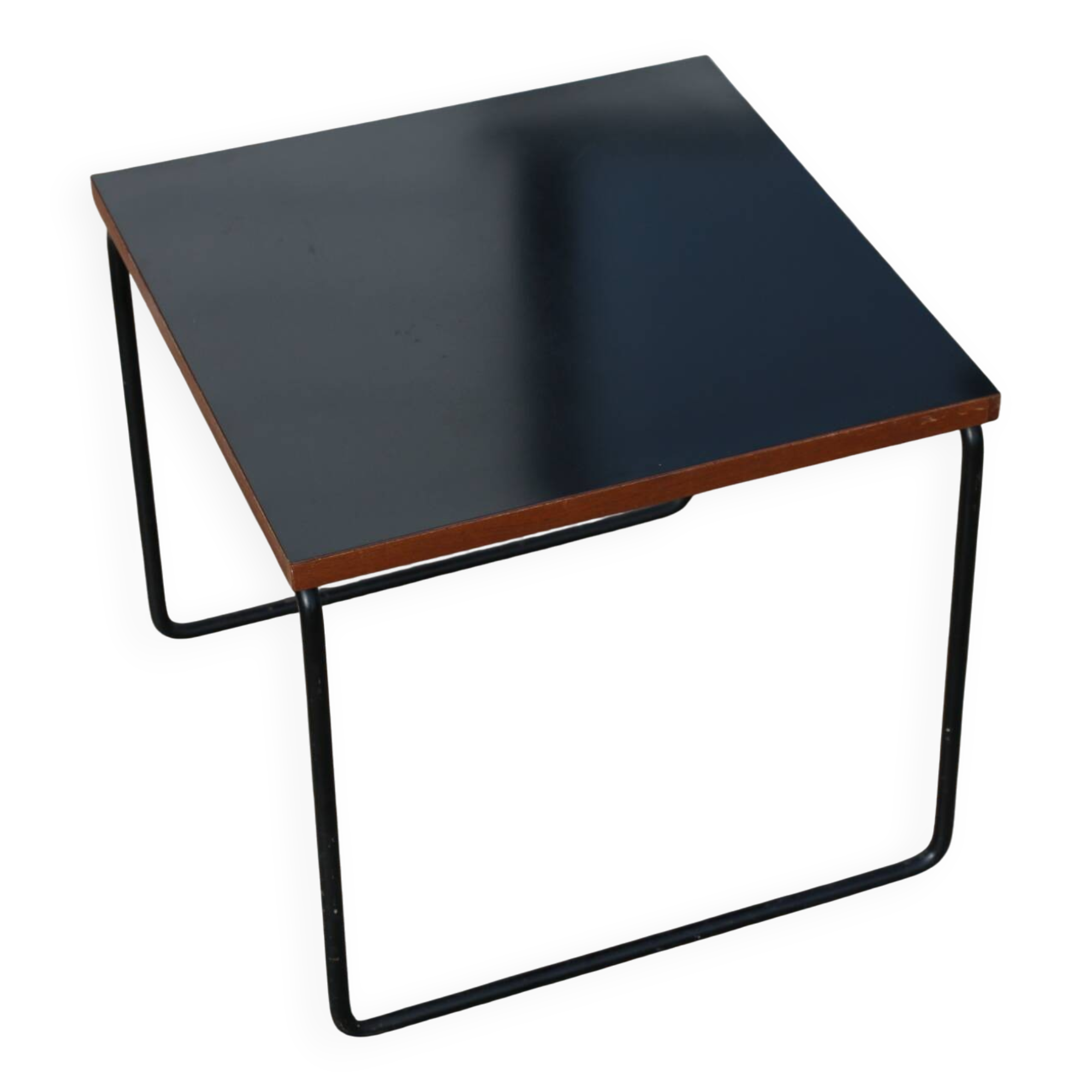 Flying coffee table Guariche Steiner