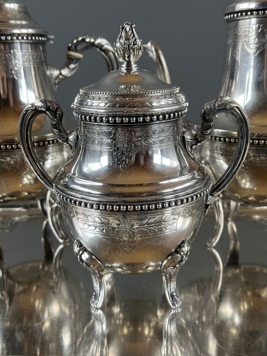 Silver-plated tea and coffee service, 5 pieces with tray, late 19th century.