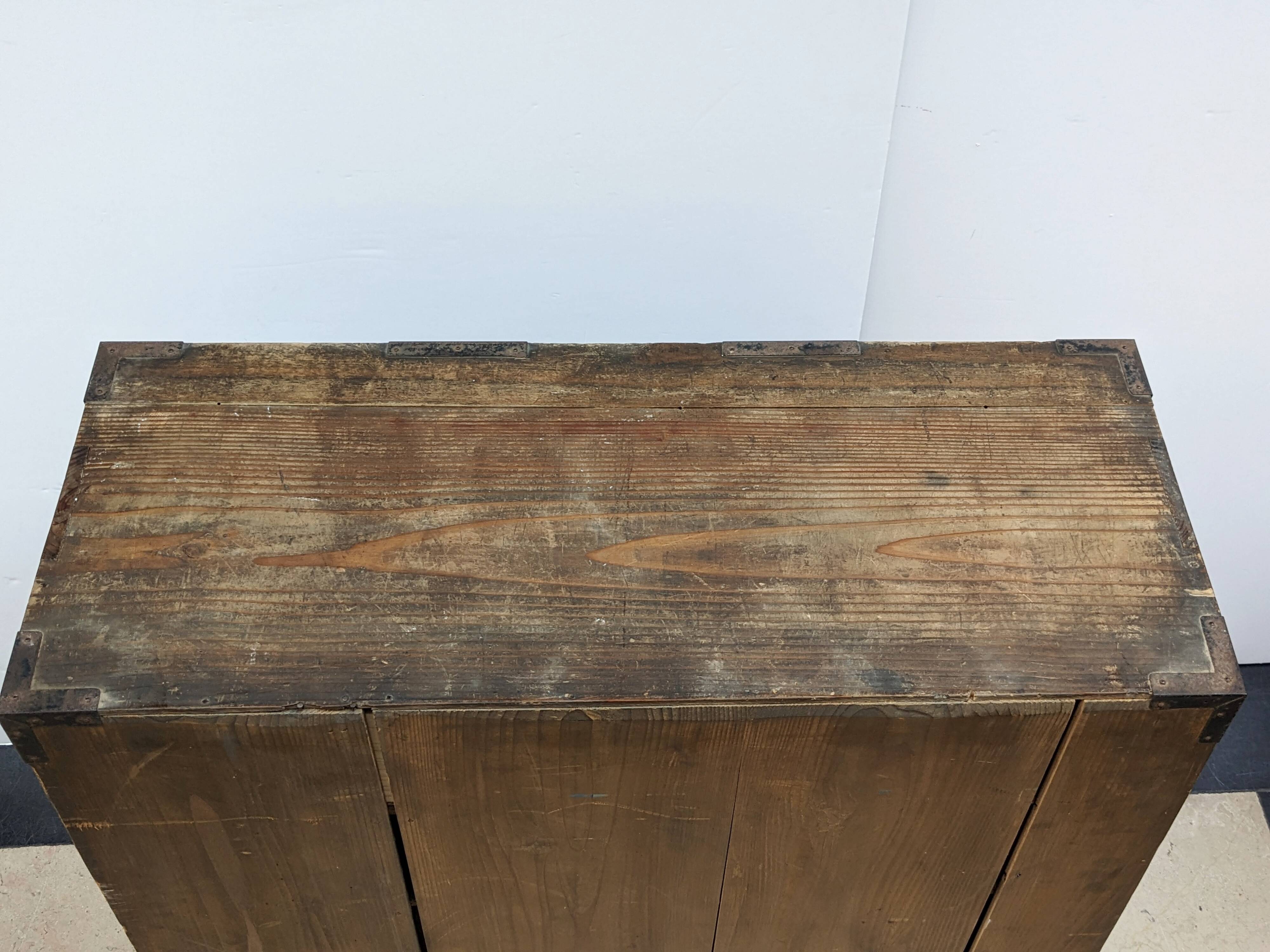 Professional furniture Japan 19th century