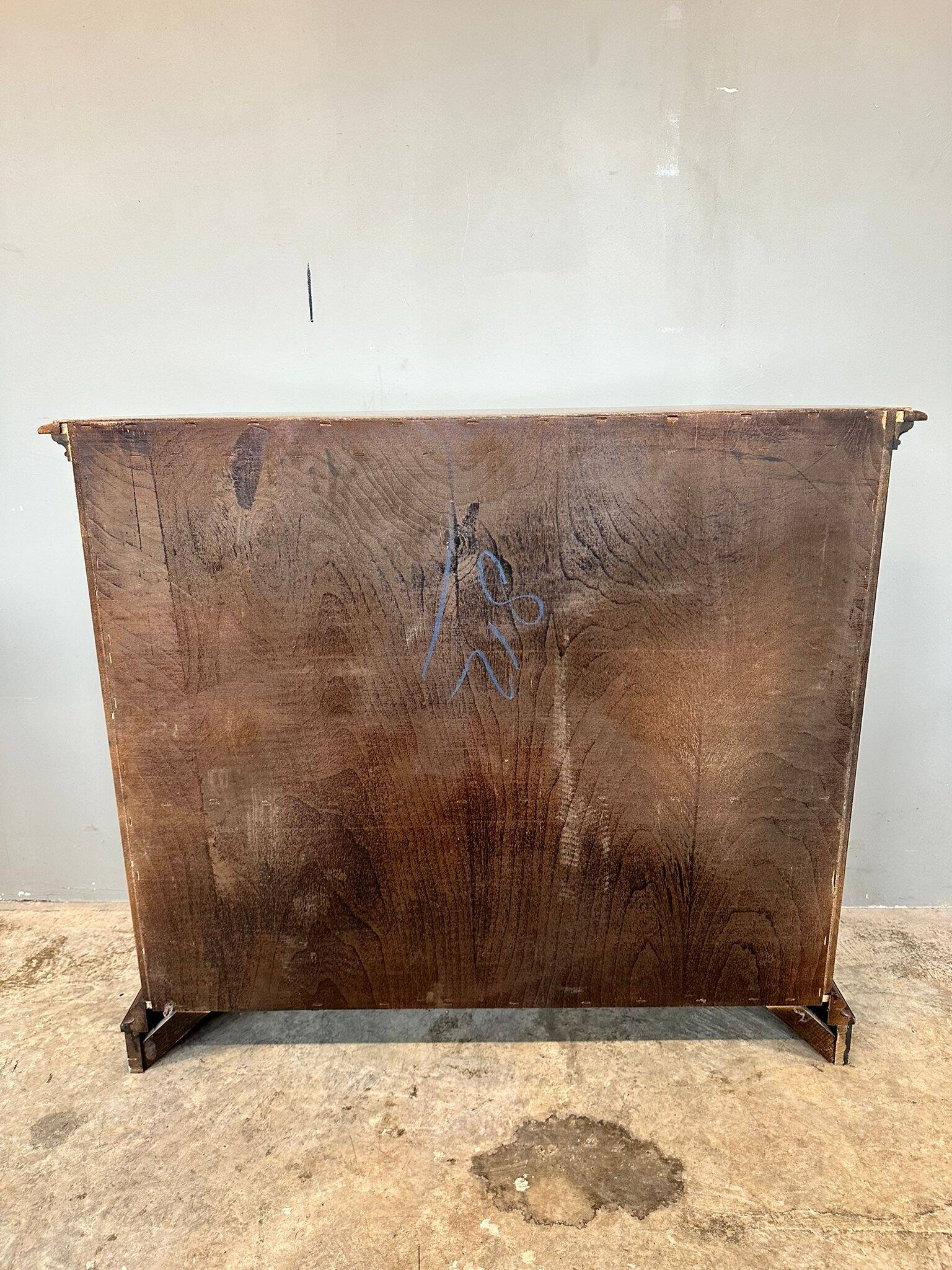 English style entrance furniture