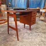 Vintage desk feet compass