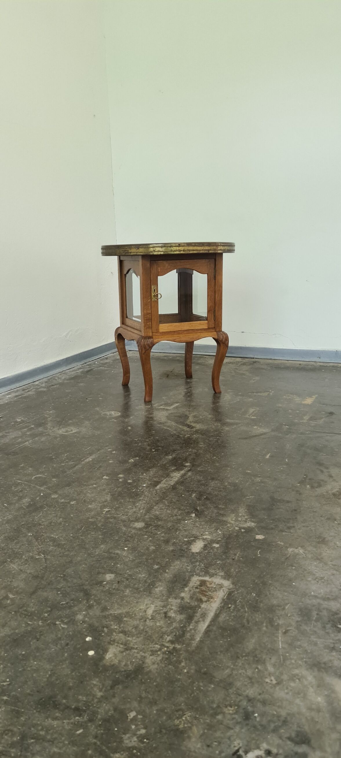 Vintage smoking table