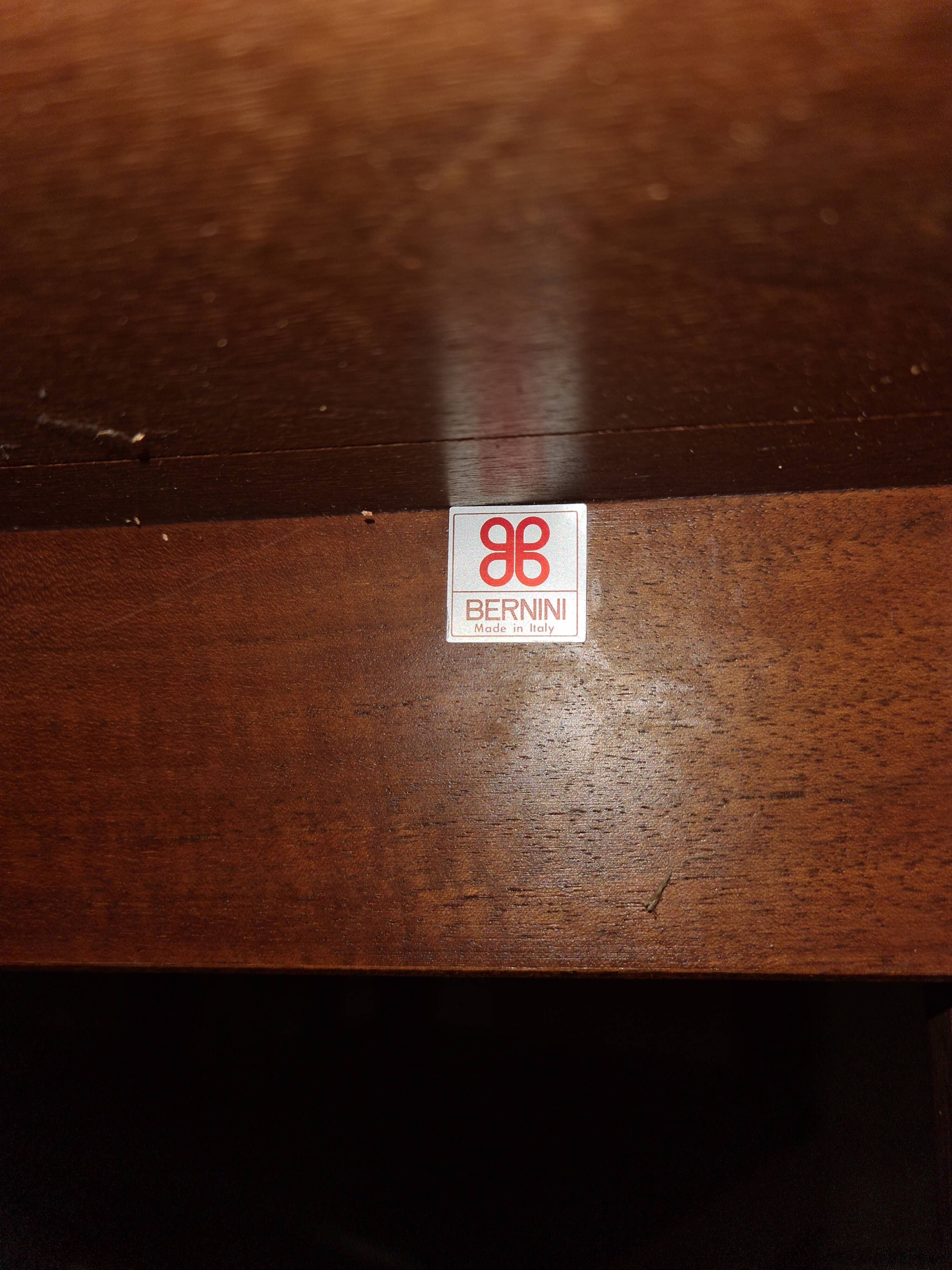 Table et chaises en noyer par Antonio Virgilio pour Bernini Italie années 1970