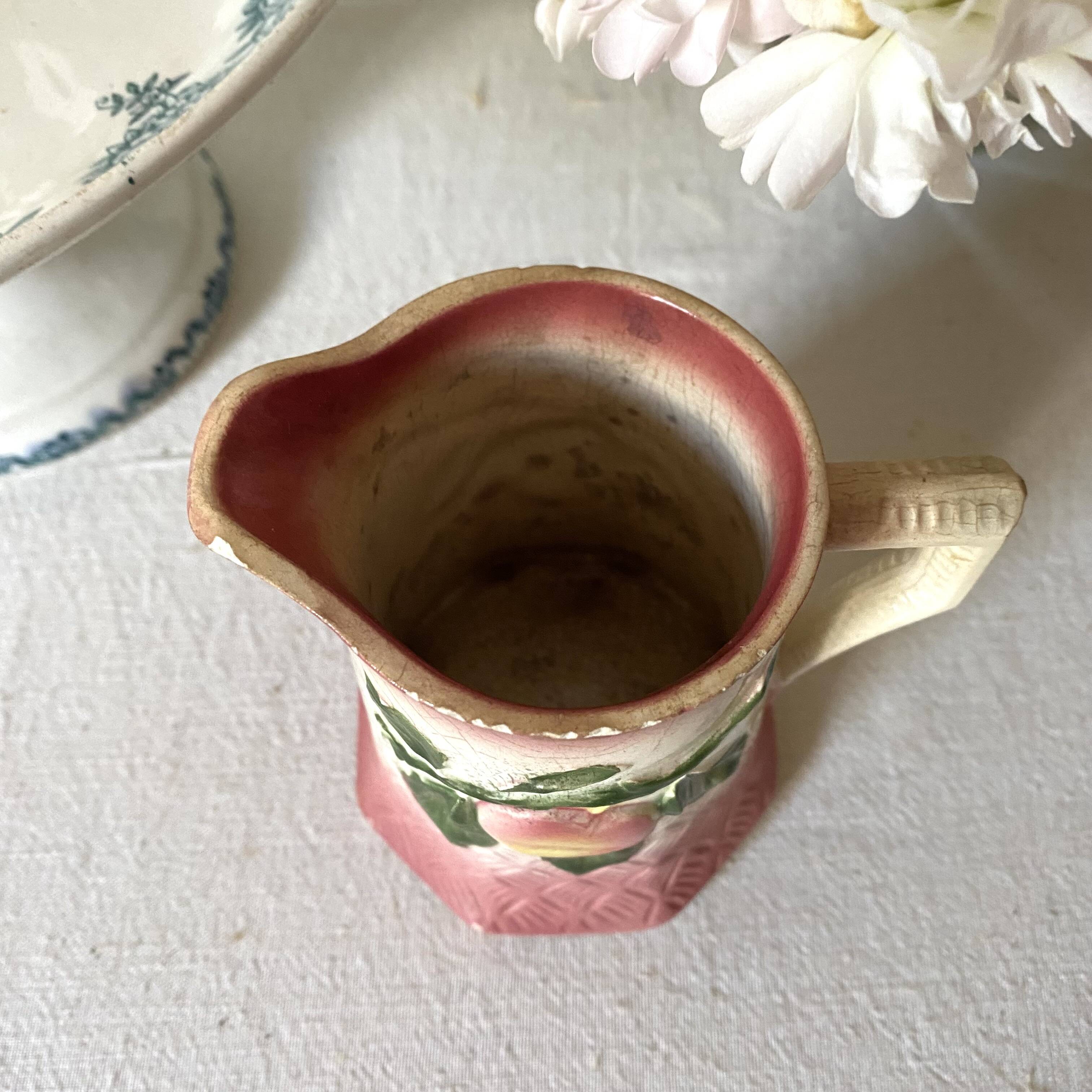 Fruit slip pitcher 1900