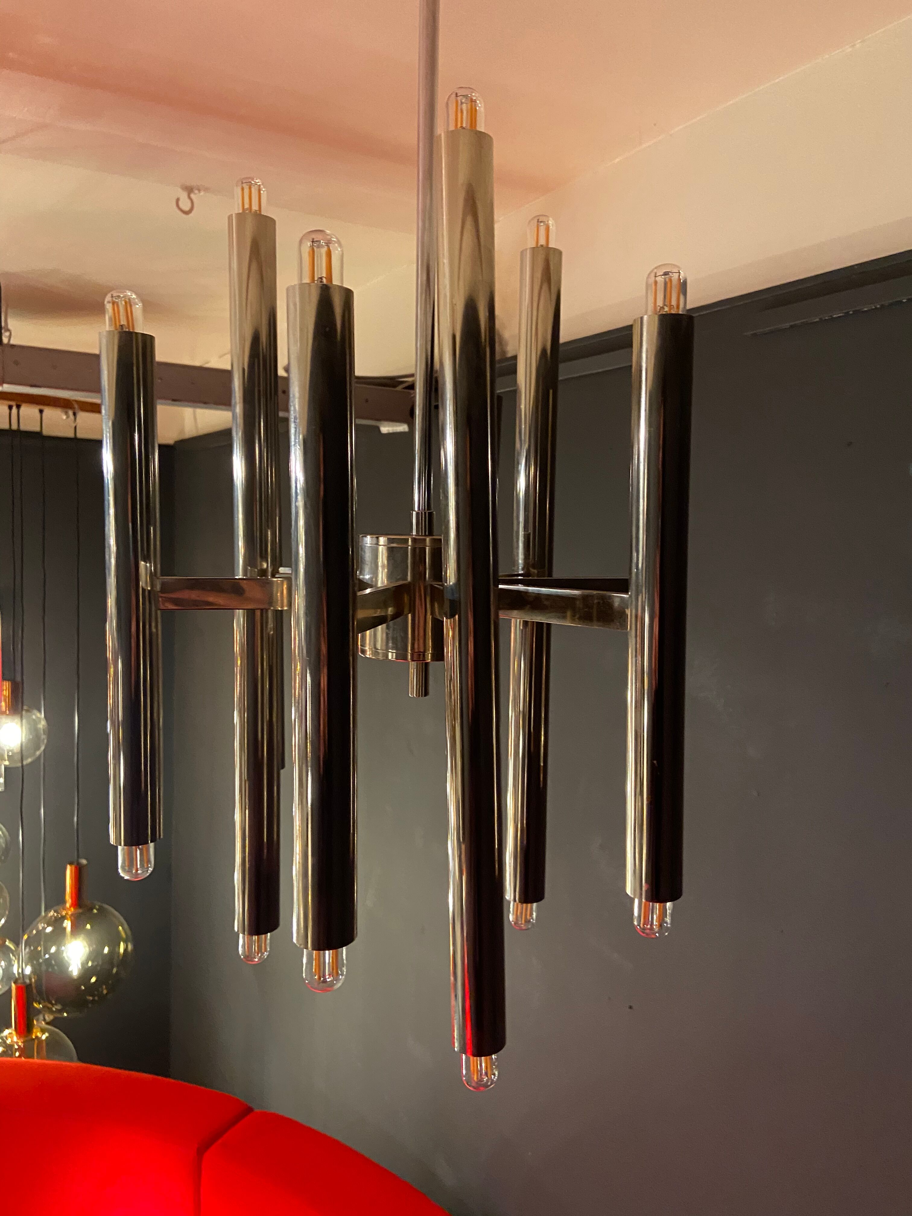 Scoliari chandelier with 18 bright nickel dots distributed by Boulanger