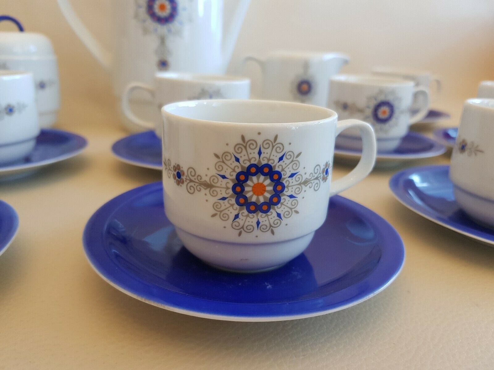 Coffee service and dessert in vintage porcelain 70s Bareuther blue décor
