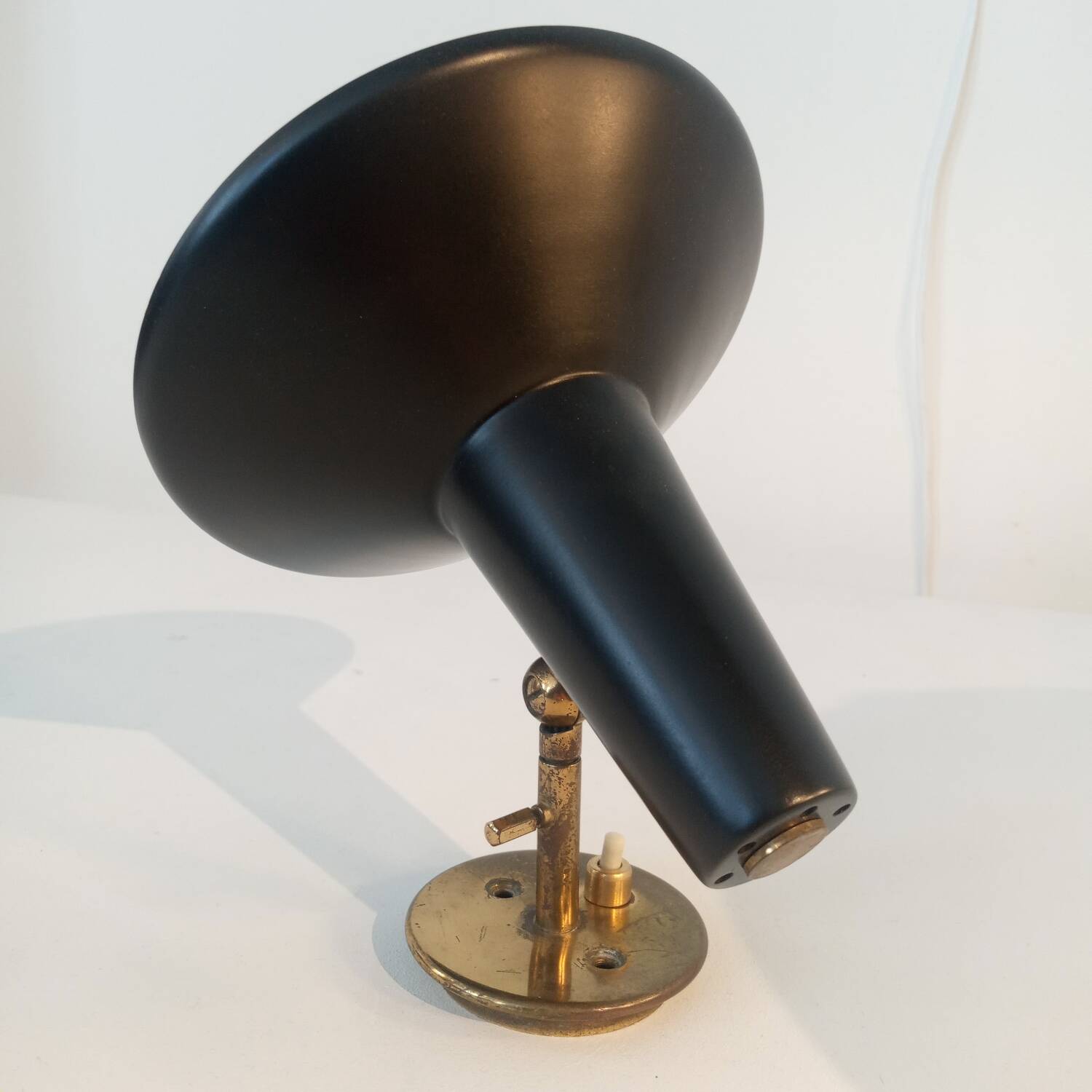 Gino Sarfatti wall lamp, Arteluce edition, Italy, 1950s