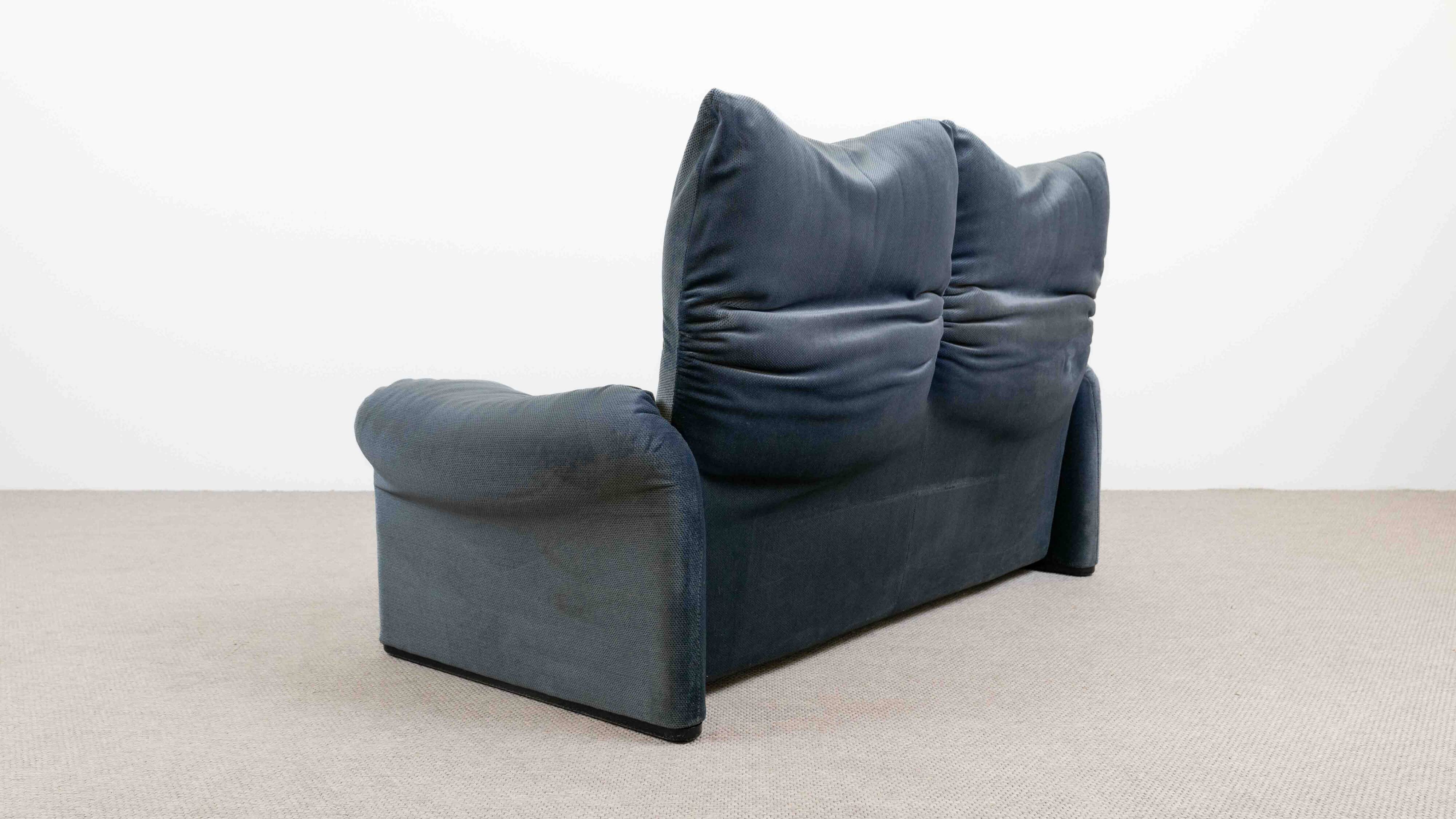 Maralunga Sofa by Vico Magistretti for Cassina, 1980s