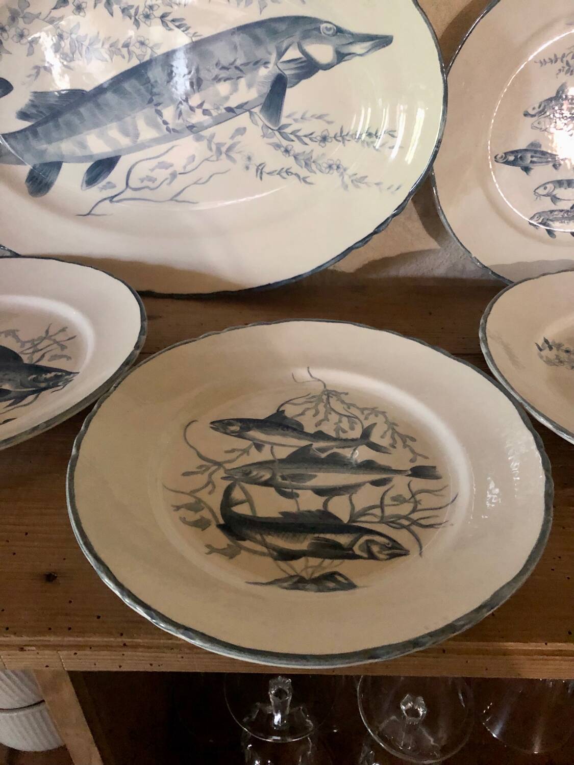 Fish service at Moulin Des Loups