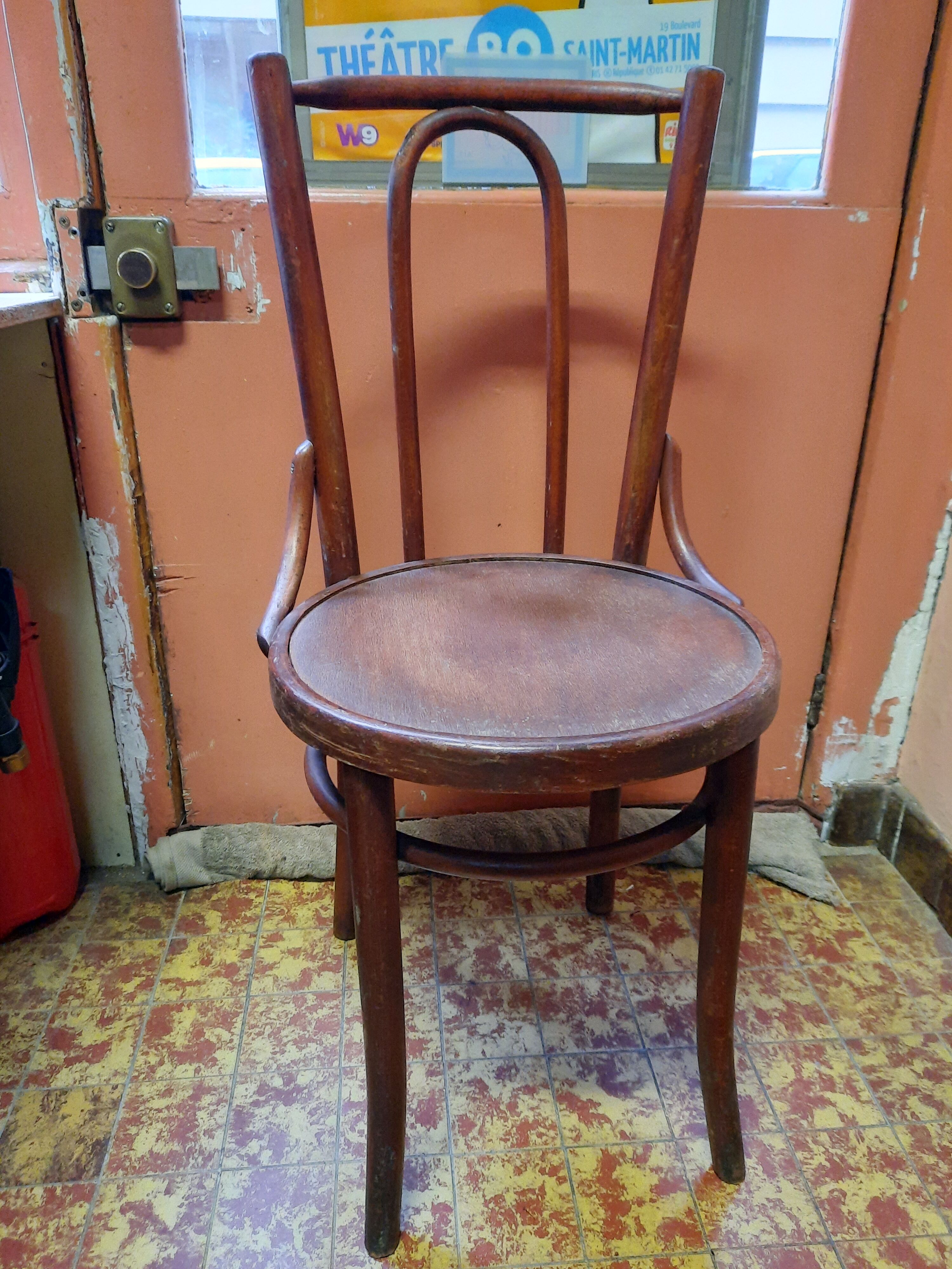 Chaise bistrot vintage