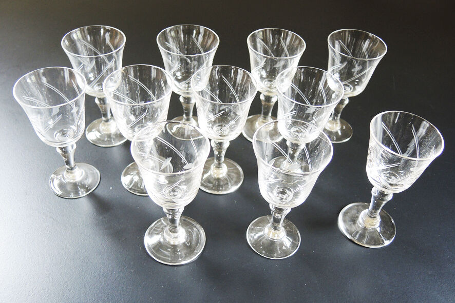 11 old digestive glasses in cut glass