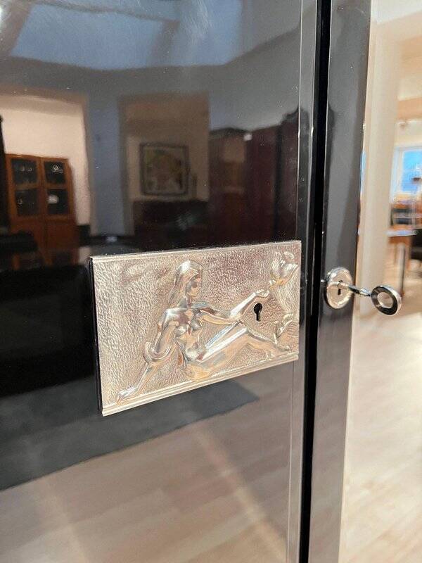 Armoire Art Déco en laque noire, acajou, chrome, France, années 1930