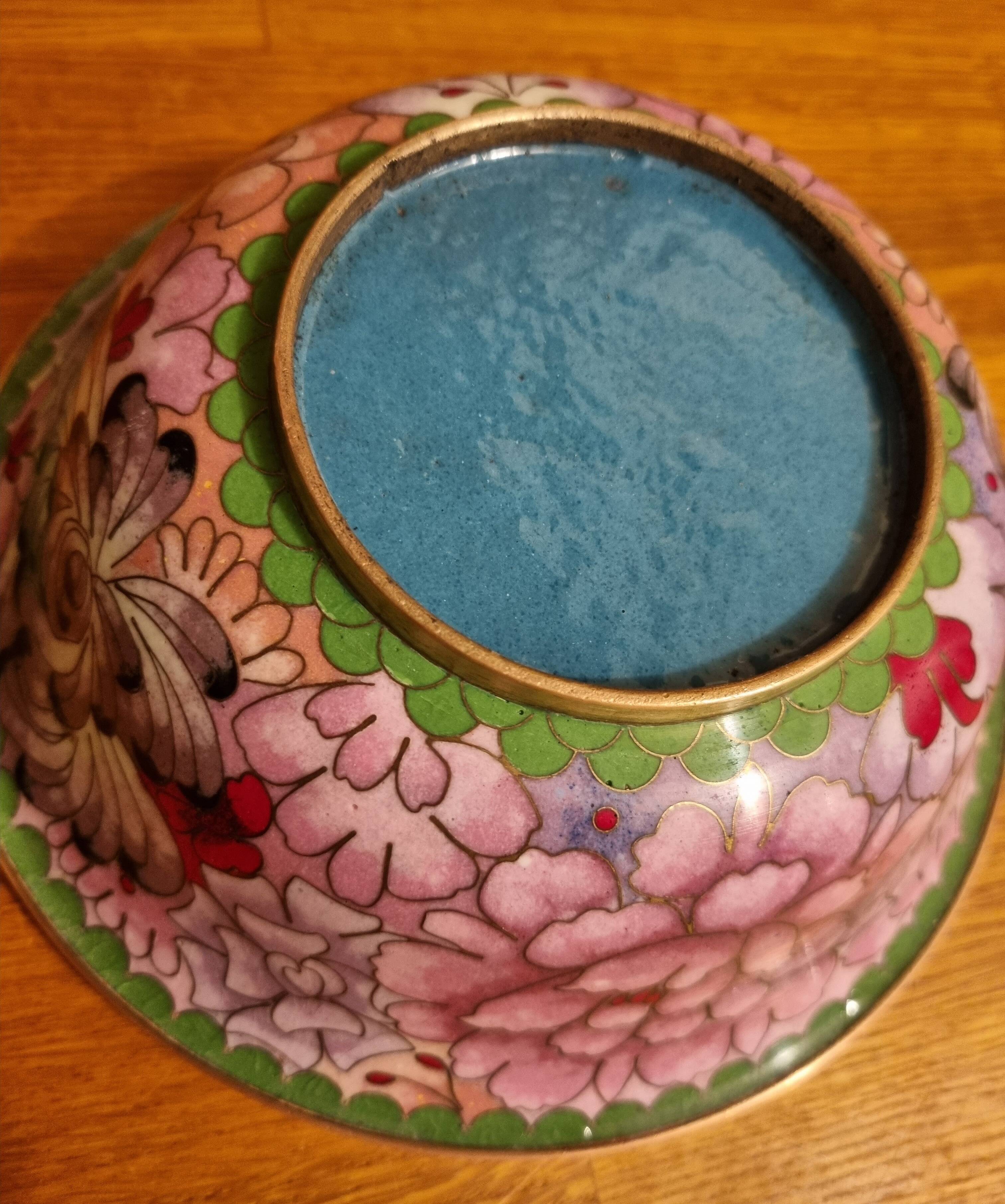 Chinese cloisonné pocket vase Floral pattern