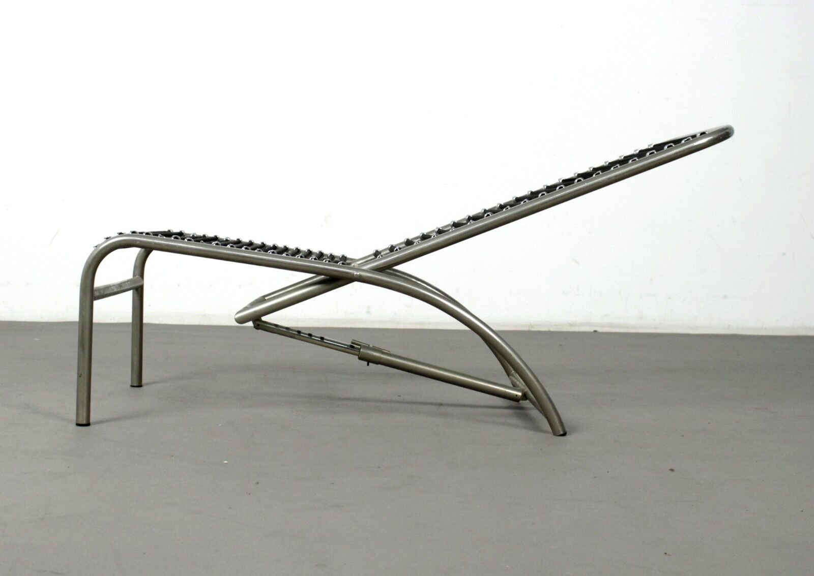 Chaise longue 'Sandow Chair' de René Herbst