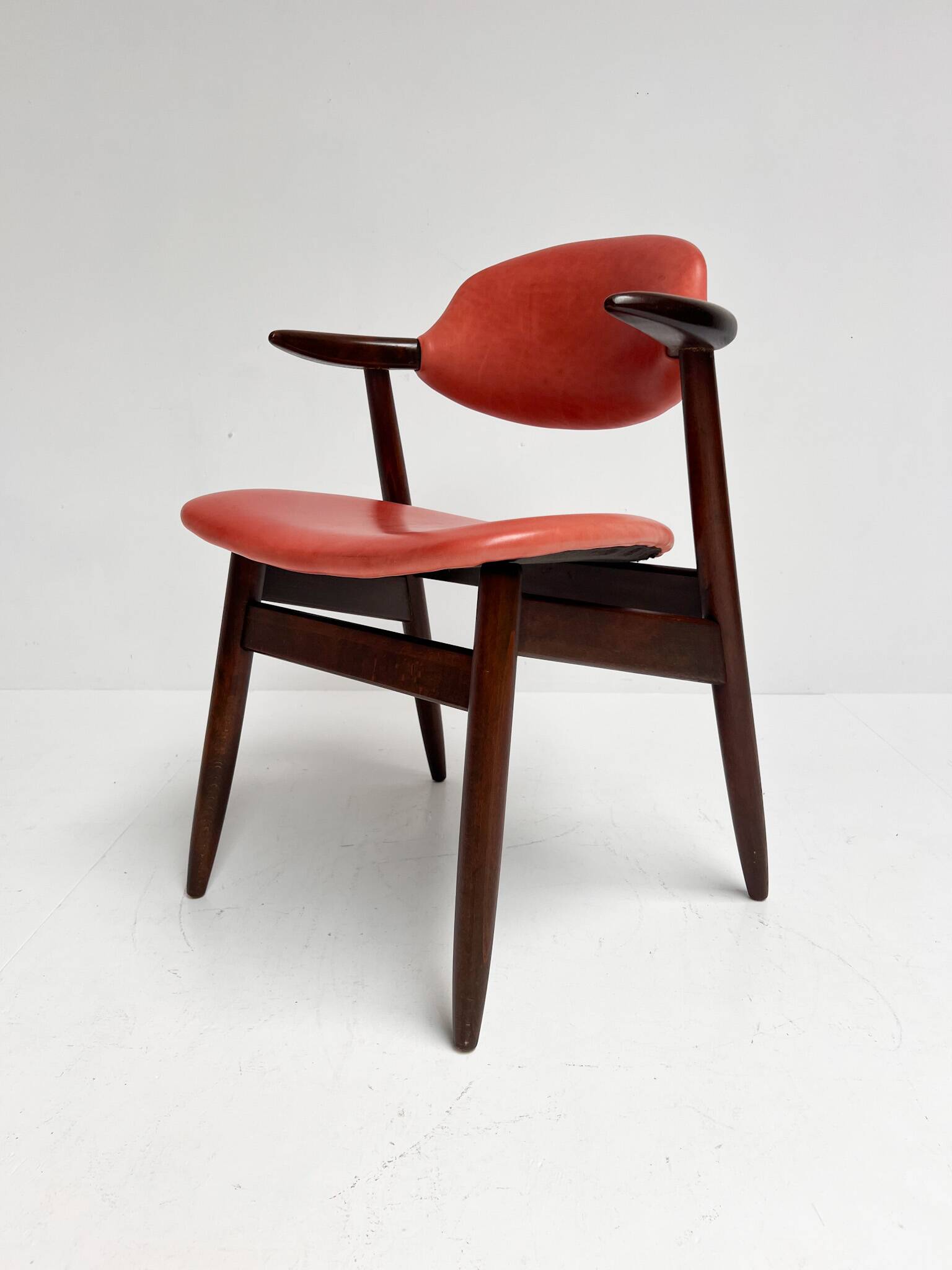 Red colored leather cowhorn chair, 1970s