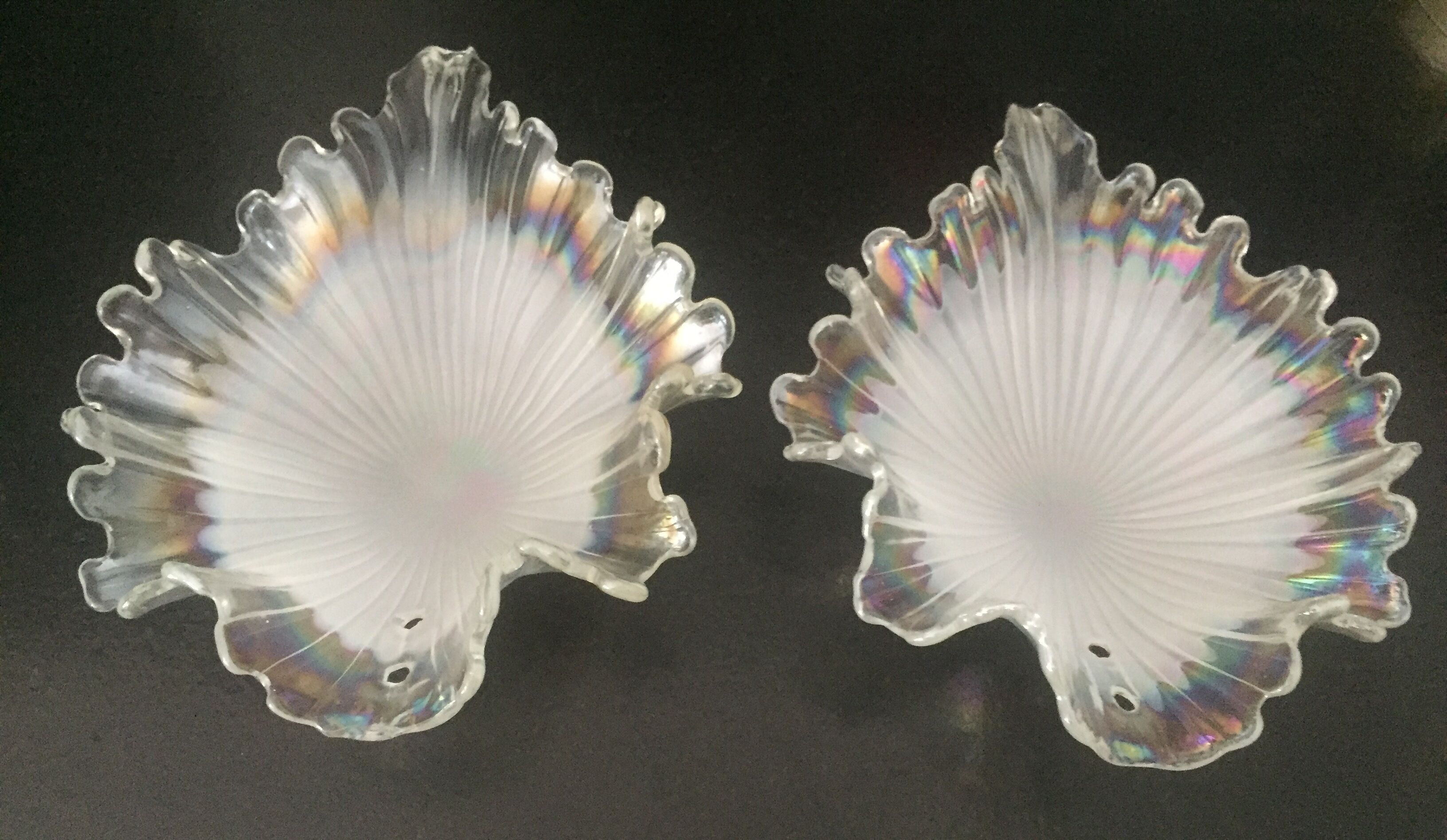 Pair of wall lamps iridescent glass shape of shells support brass XXth century