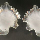 Paire d'appliques verre irisé  forme de coquillages support laiton  XXème siècle