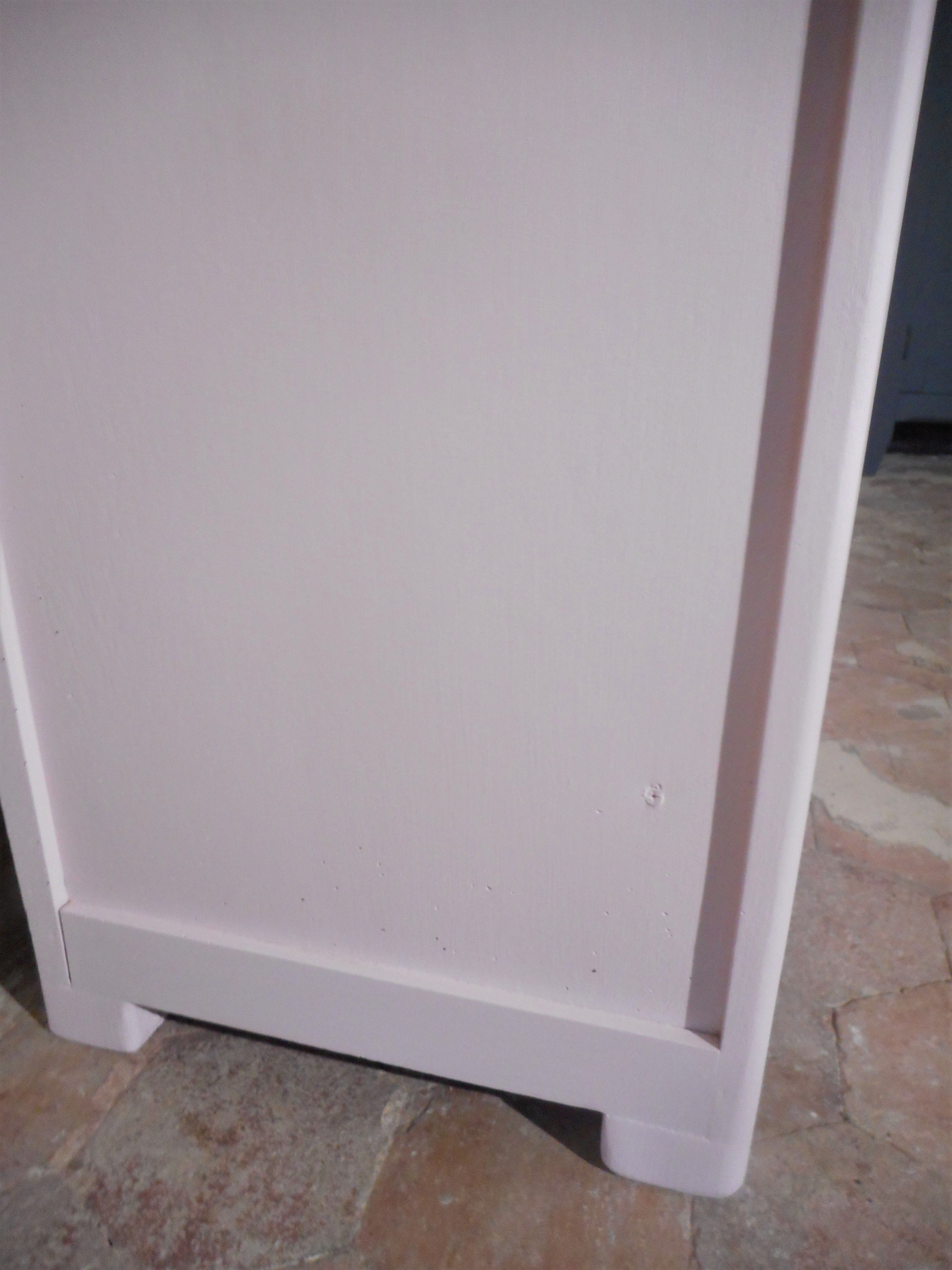 Armoire parisienne