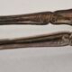 I030 Sugar tongs in silver-plated rock – Louis XV style
