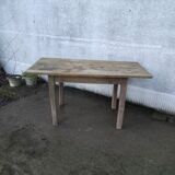 Farmhouse table