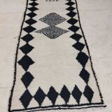Handmade moroccan berber rug 231 x 95