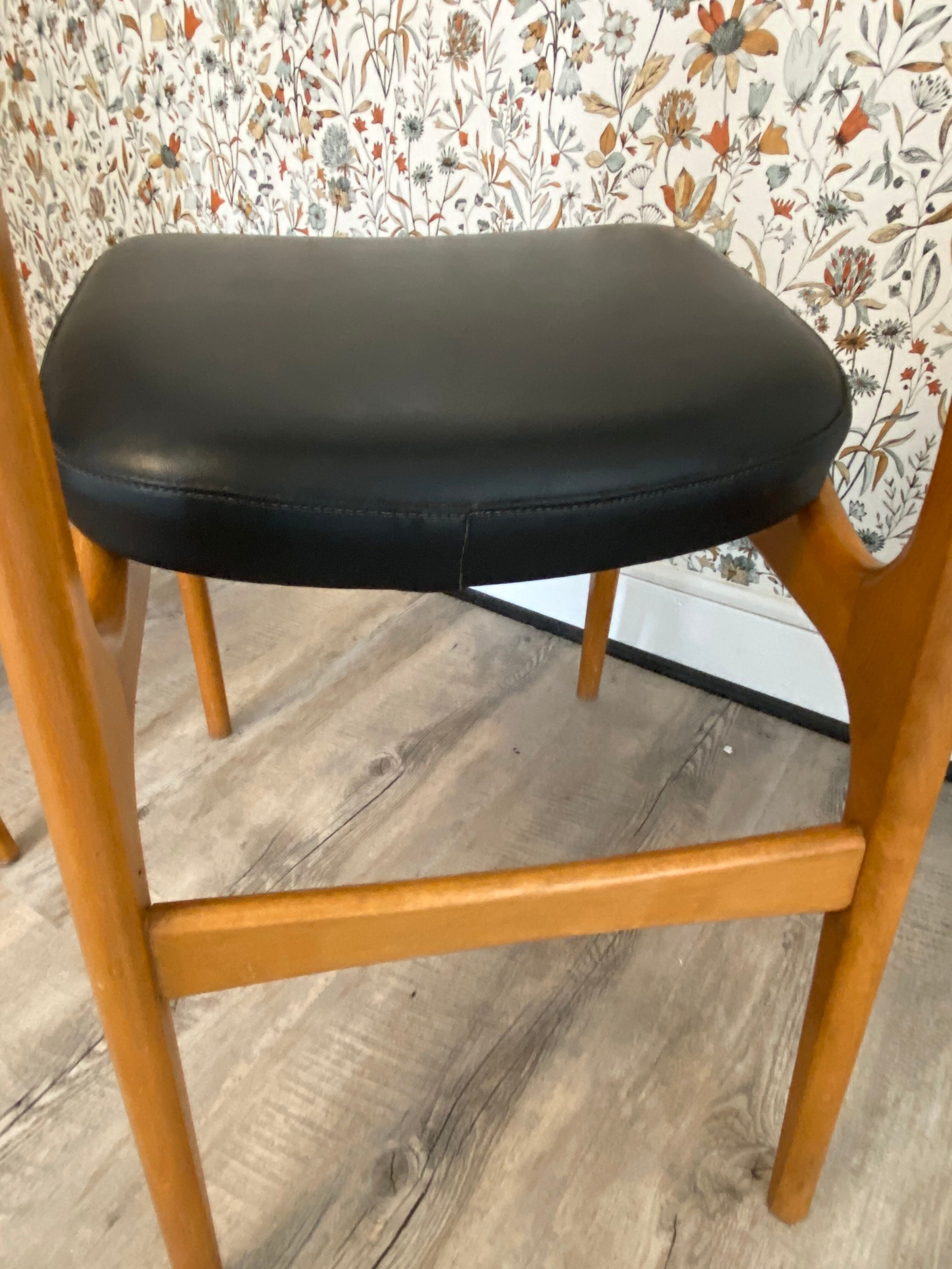 Pair of stella chairs scandinavian design