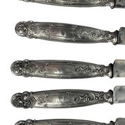 Art de la table, série dix couteaux à fruit argent minerve début XXème