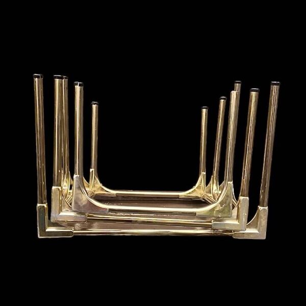 Trio de tables gigognes dorées, verre fumé safety glass, années 70