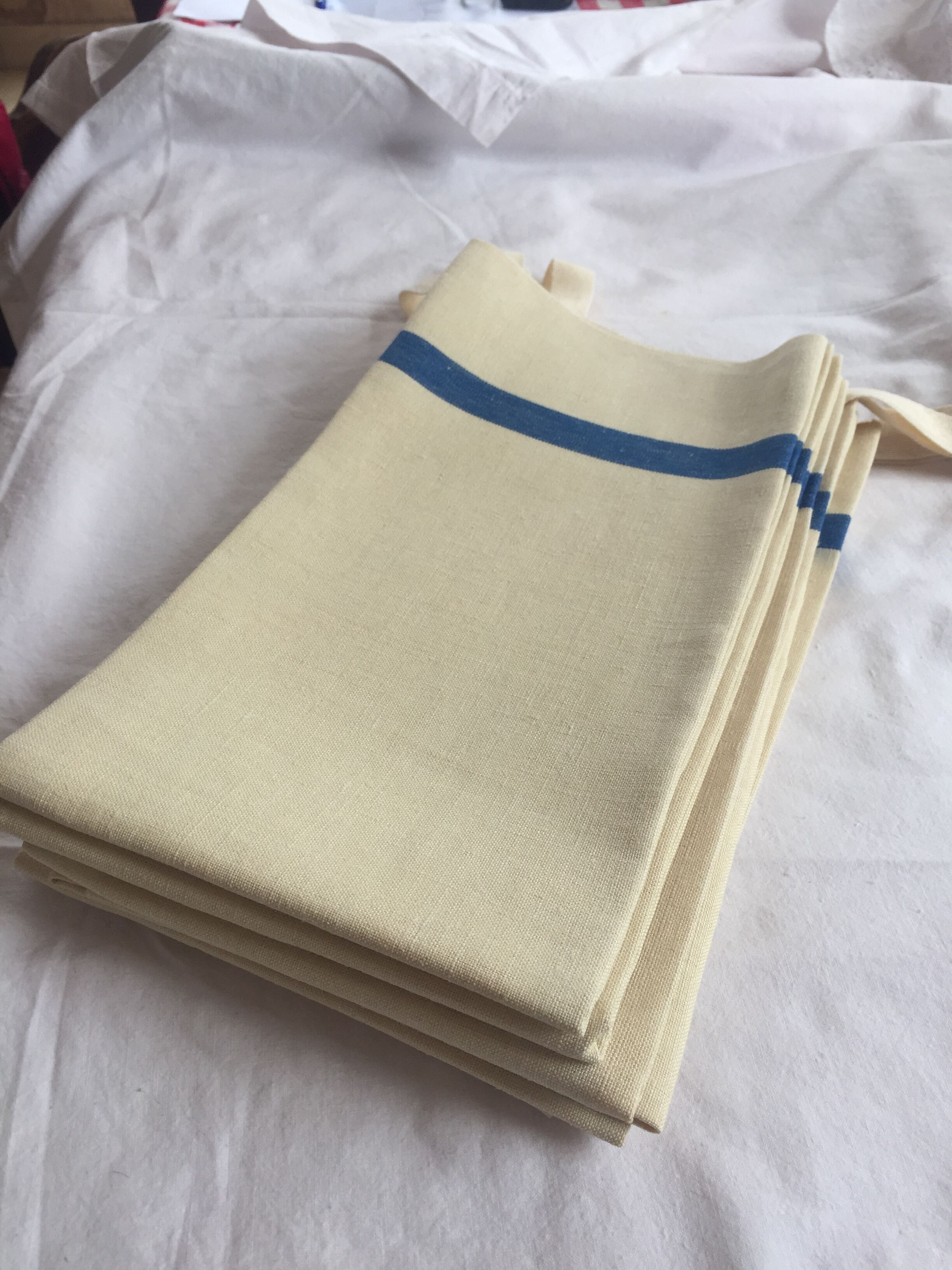 Set of towels in linen