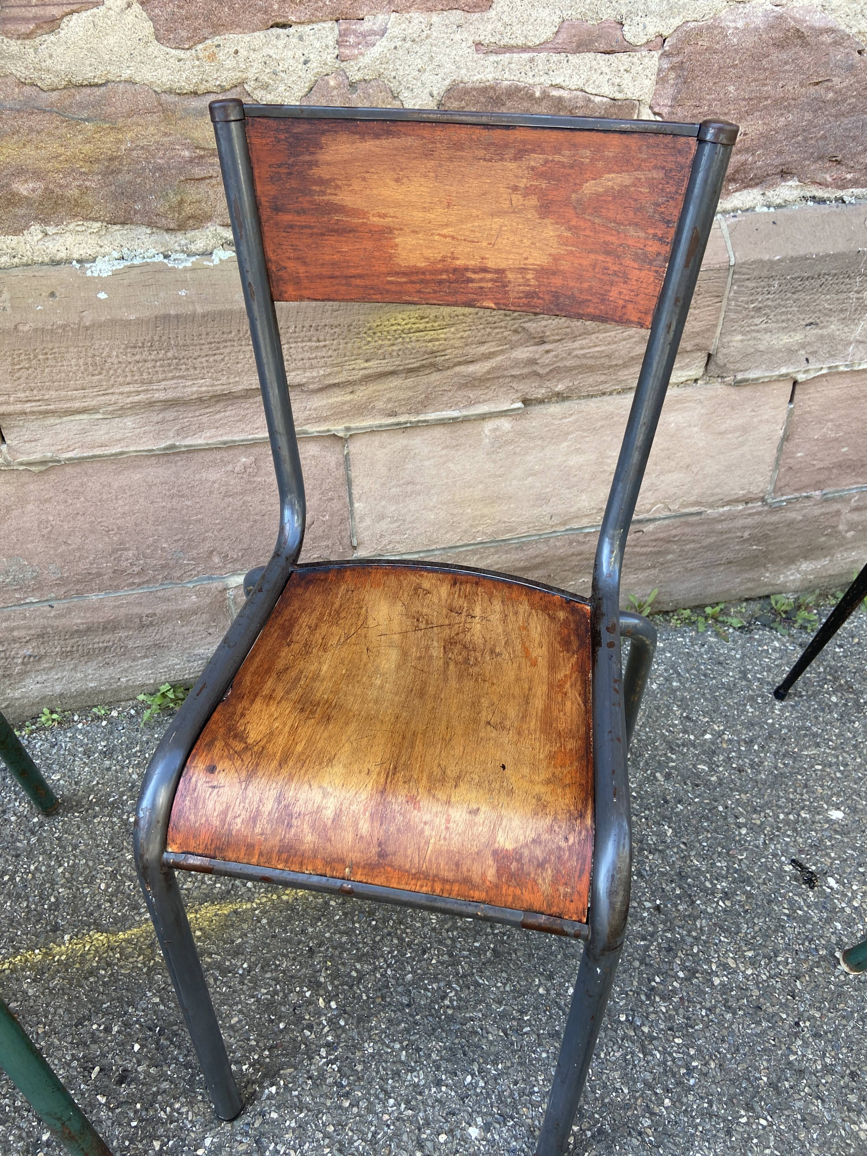 6 chaises école dépareillées industrielle école vintage collectivités Mullca