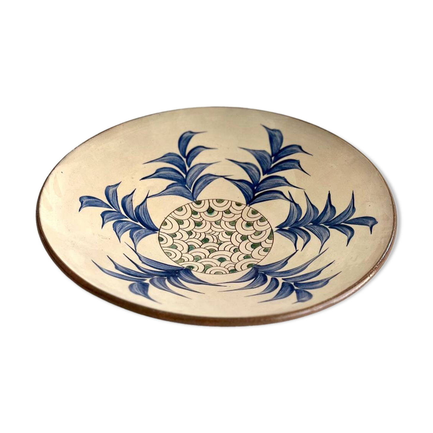 Luxor terracotta dish - foliage pattern