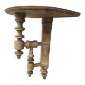 Wooden shelf from the late 19th century