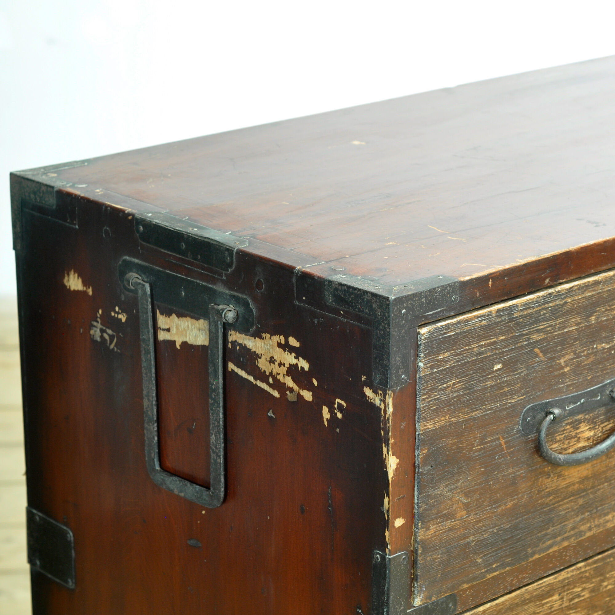 Commode Tansu japonaise, vers 1870