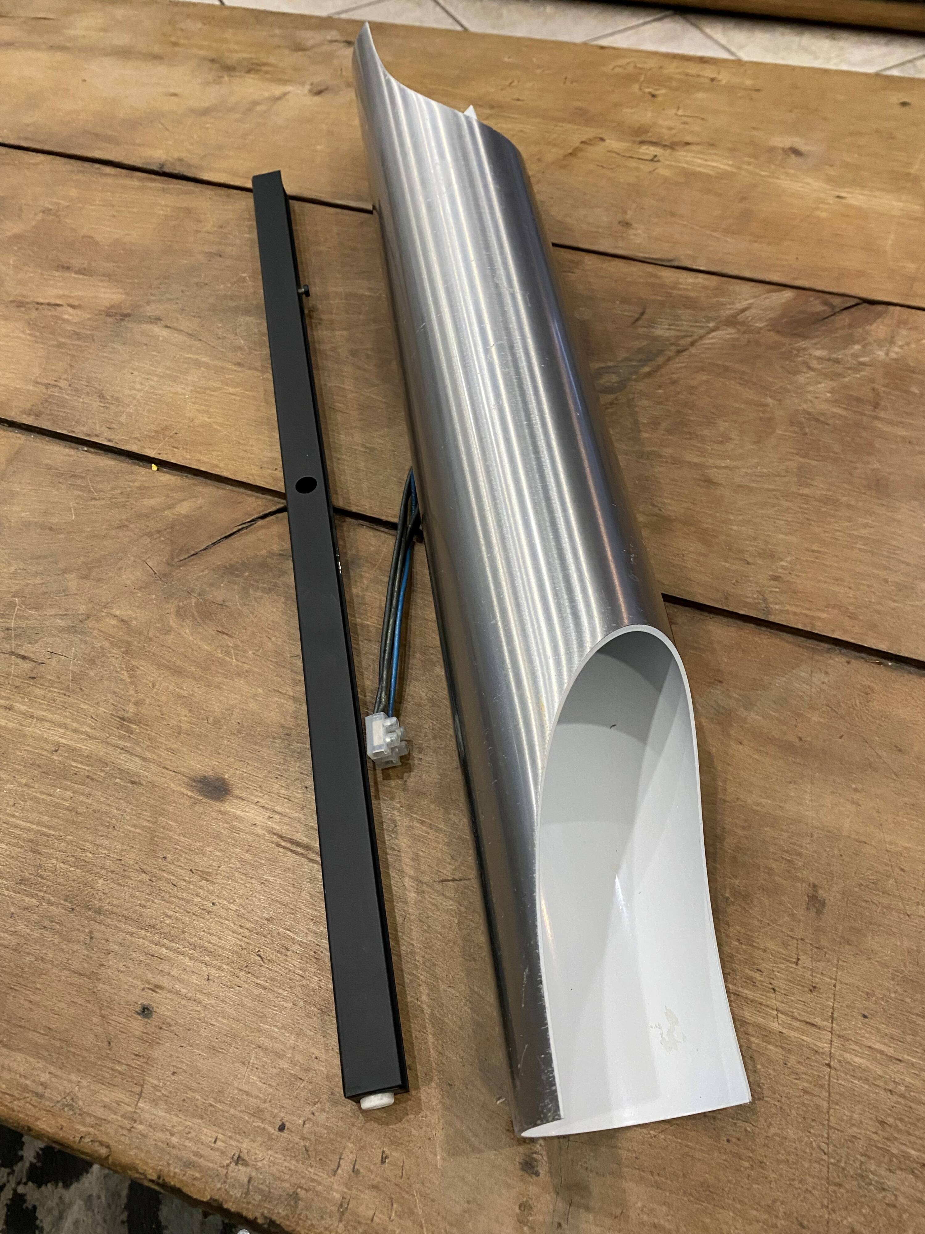 Wall lamp n2 Sconce Fuga XXL 60cm Aluminum Raak Komulainen 1970 vintage