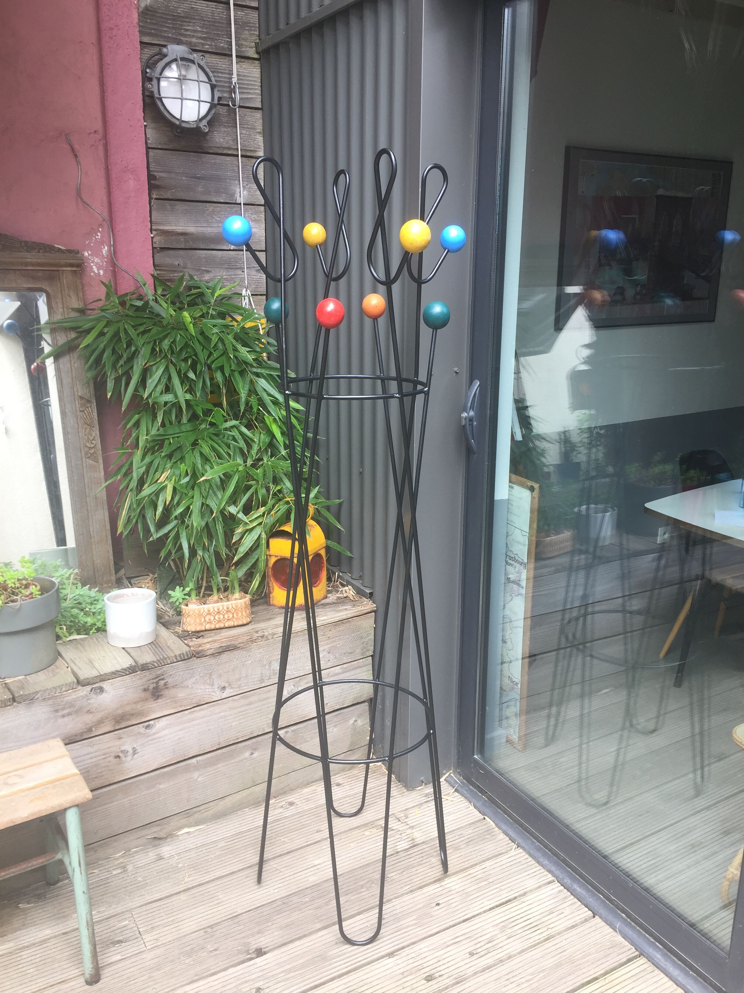 Roger Feraud coat holder