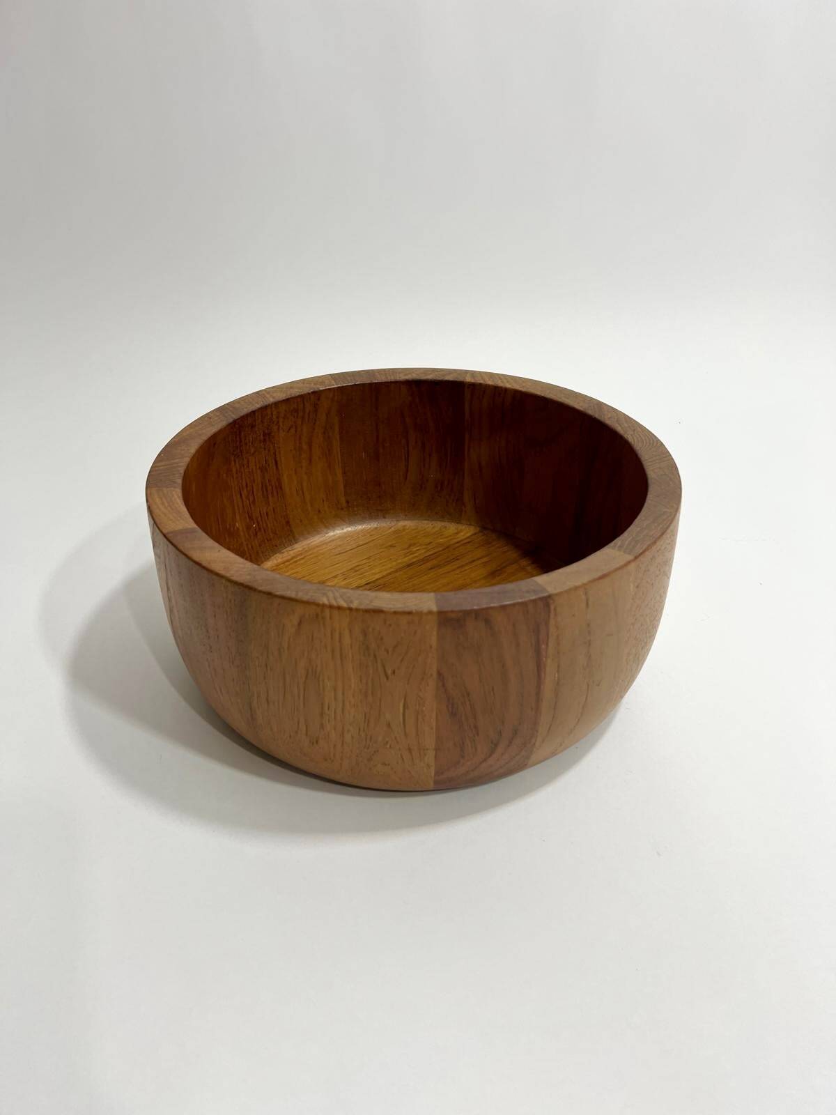Large vintage Danish teak bowl, design Richard Nissen for Nissen Trævarefabrik Langaa 1960