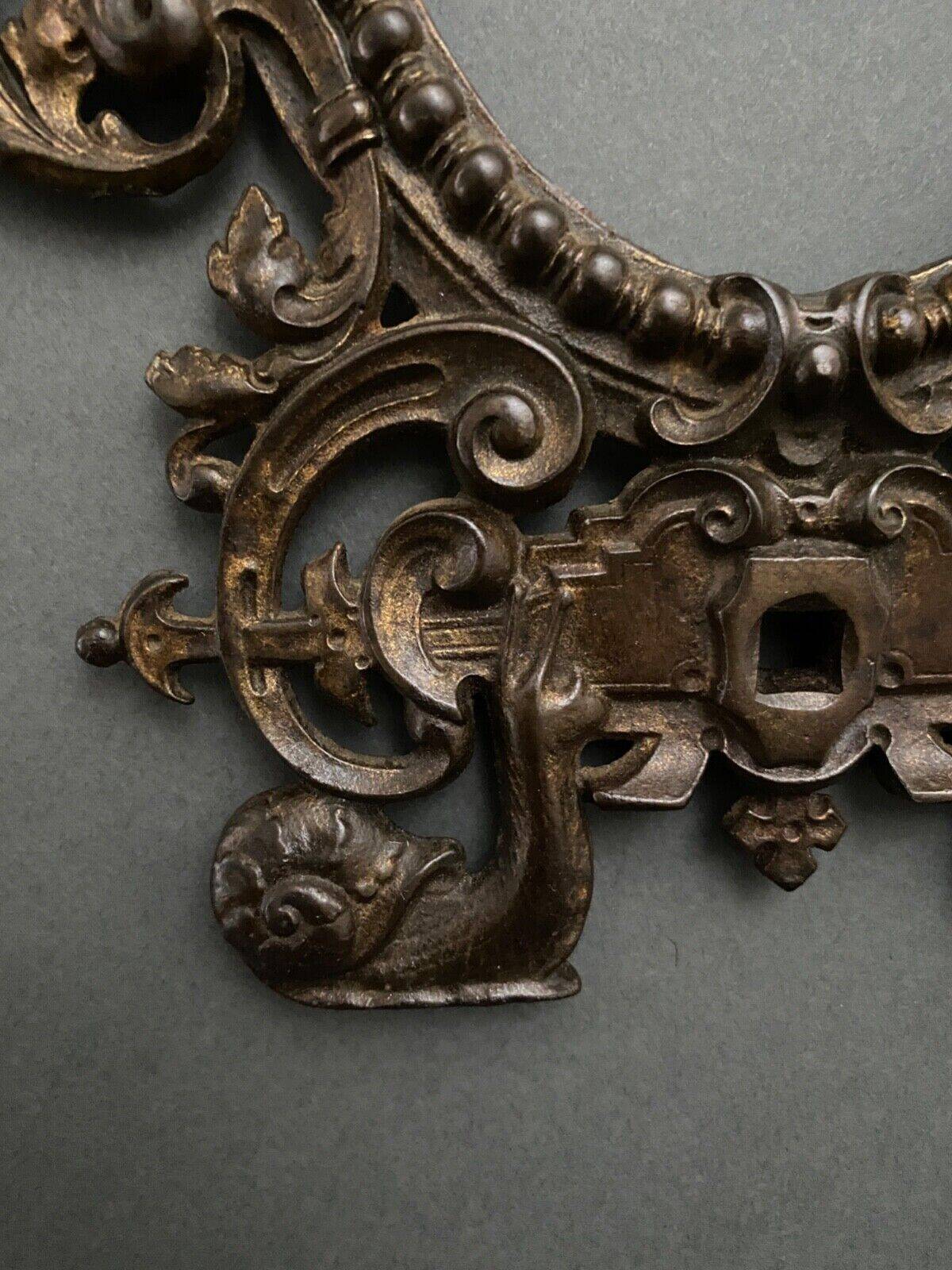 Bronze frame nineteenth Napoleon III richly decorated with macaroons