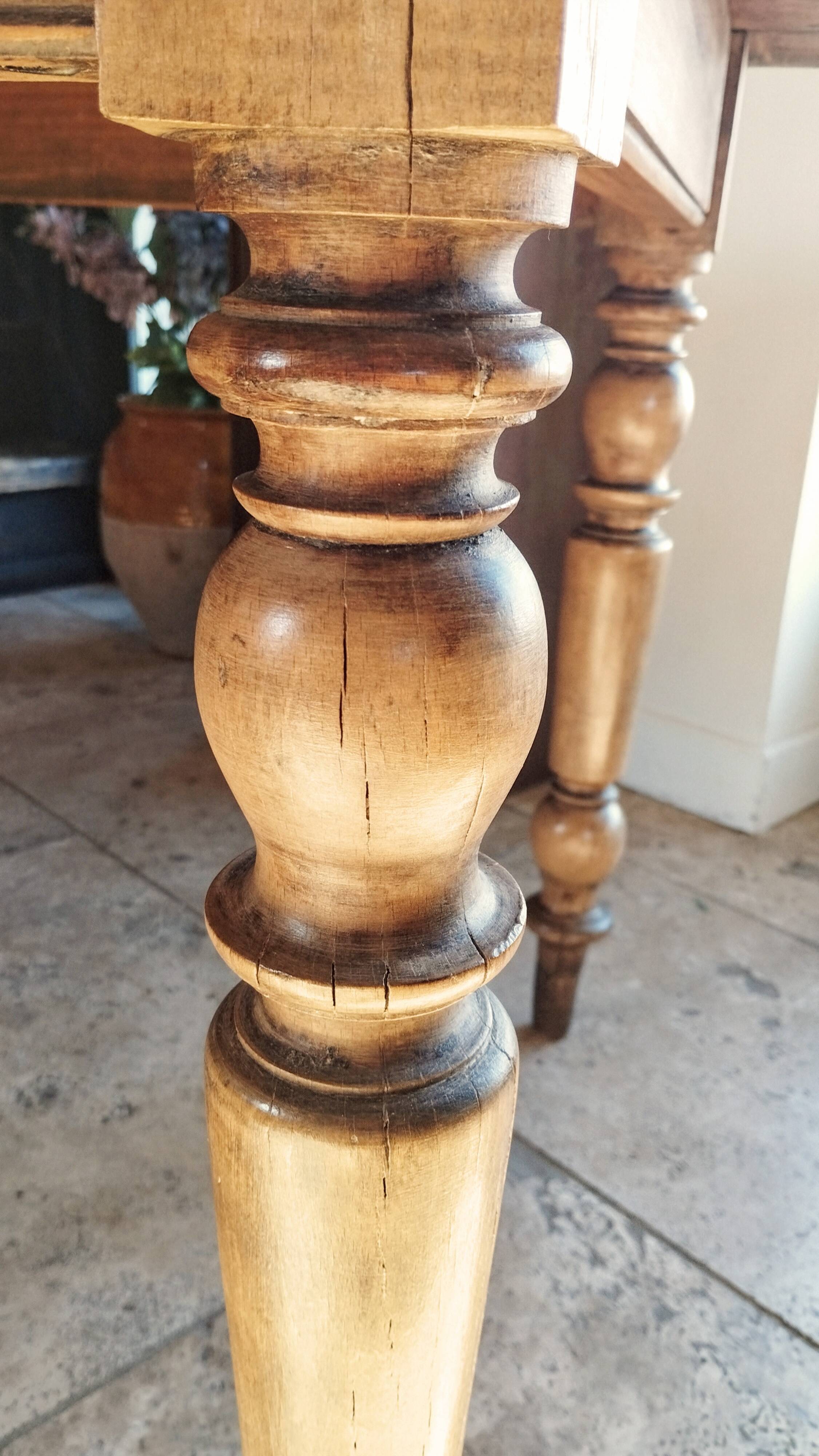 Farmhouse table dating from the end of the 19th century