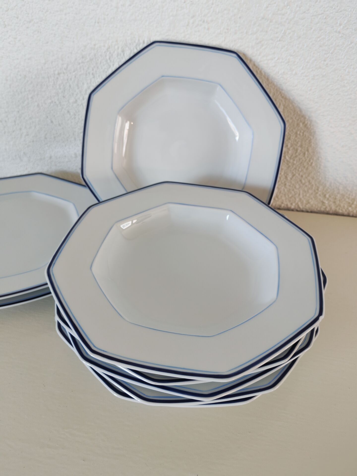 Set of 8 Raynaud Limoges porcelain plates