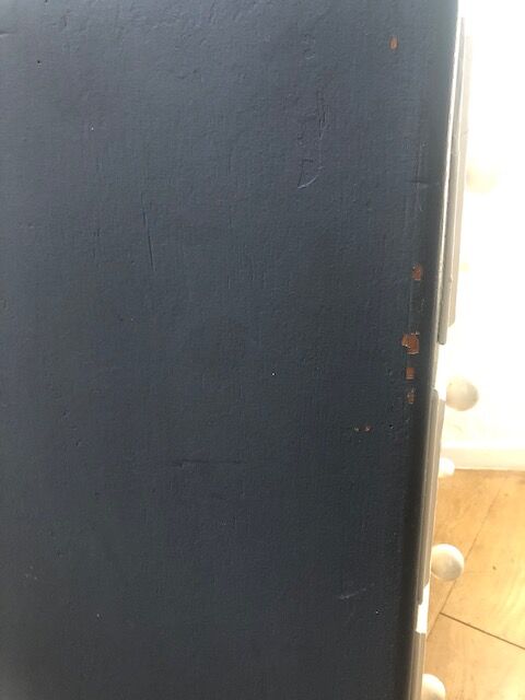 Painted wood chest of drawers