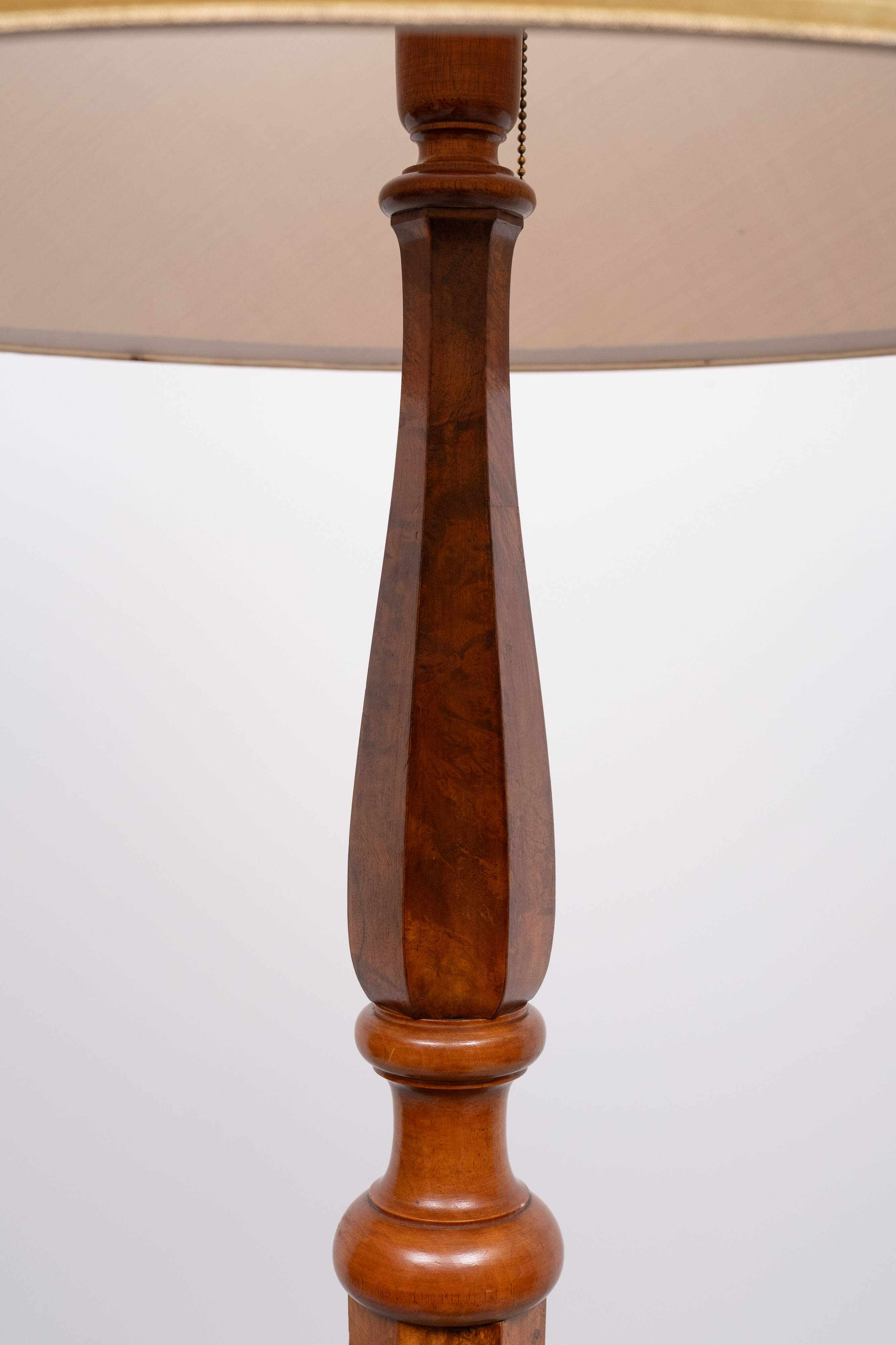 Stunning large Antique Biedermeier Burl floor lamp . Germany