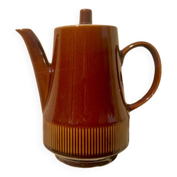 Brown vintage coffee maker