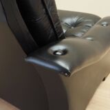 Black armchair, Italian design, 1980s, production: Italy