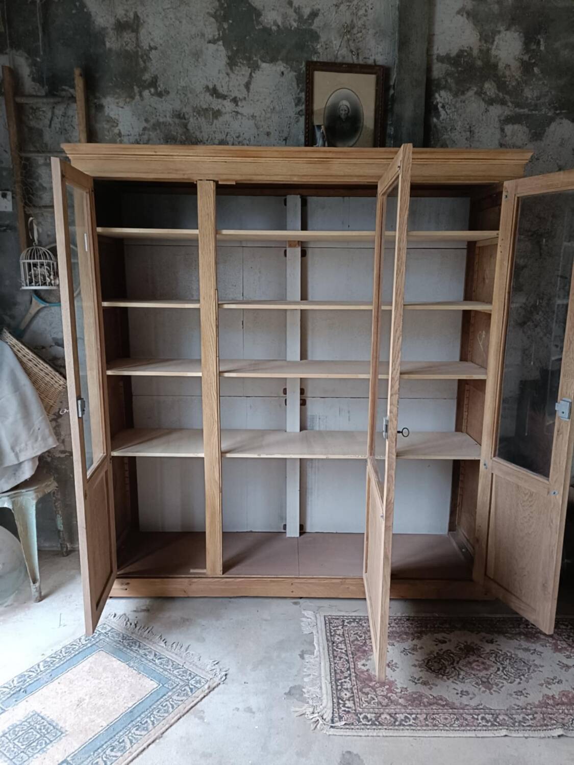 Display cabinet