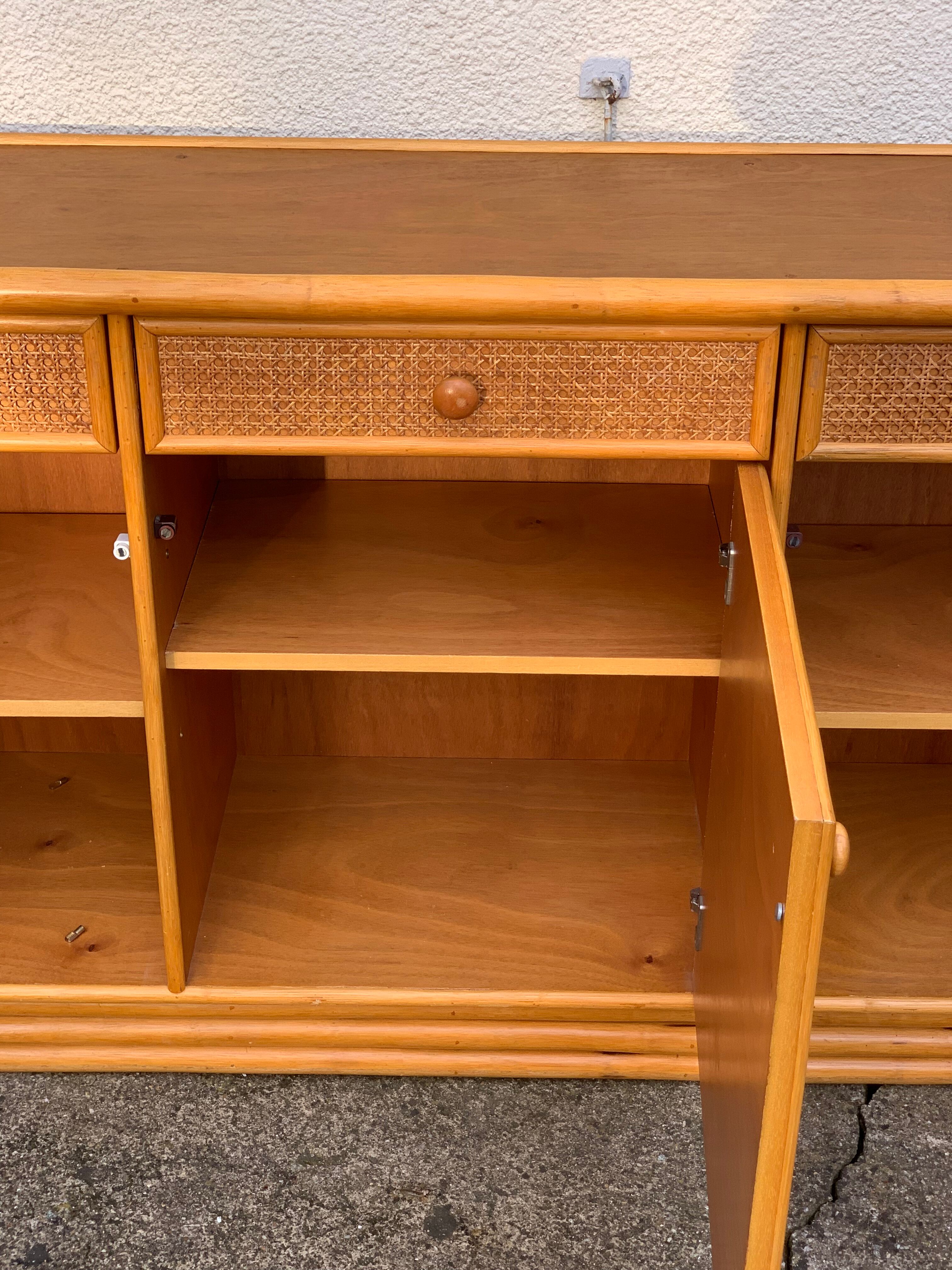 Vintage buffet in bamboo and cannage 1970